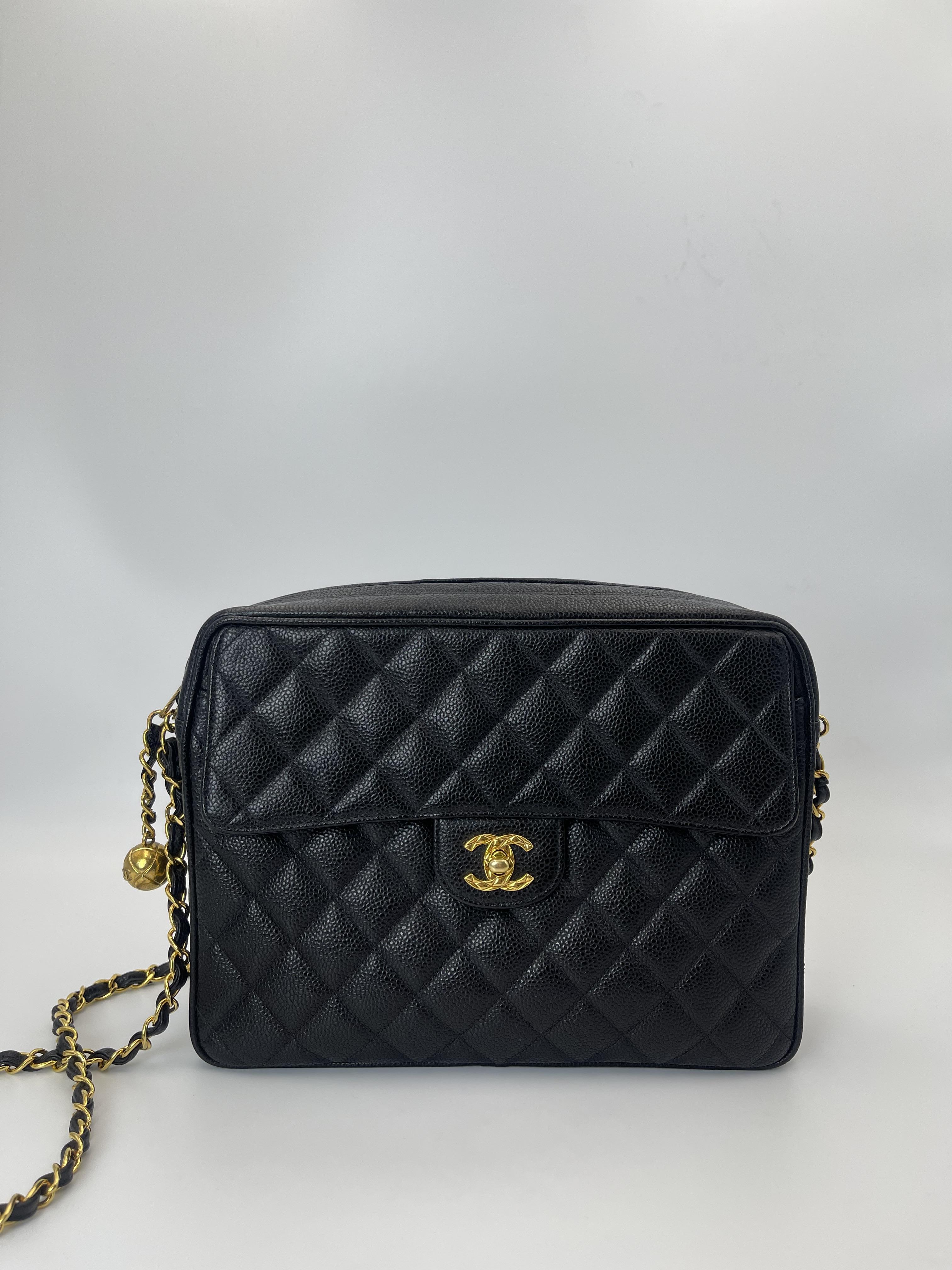 Chanel - Fashion vintage house