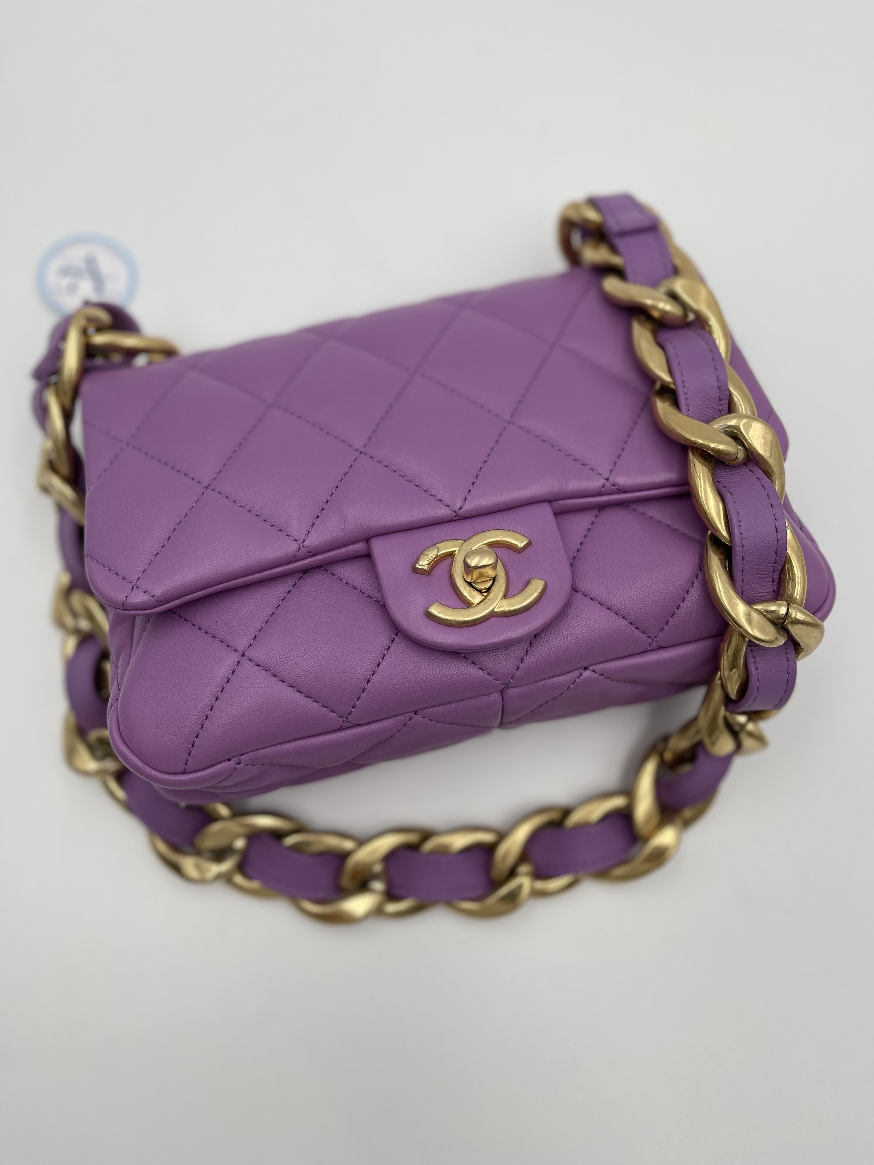 Chanel - Fashion vintage house Chanel - Fashion vintage house