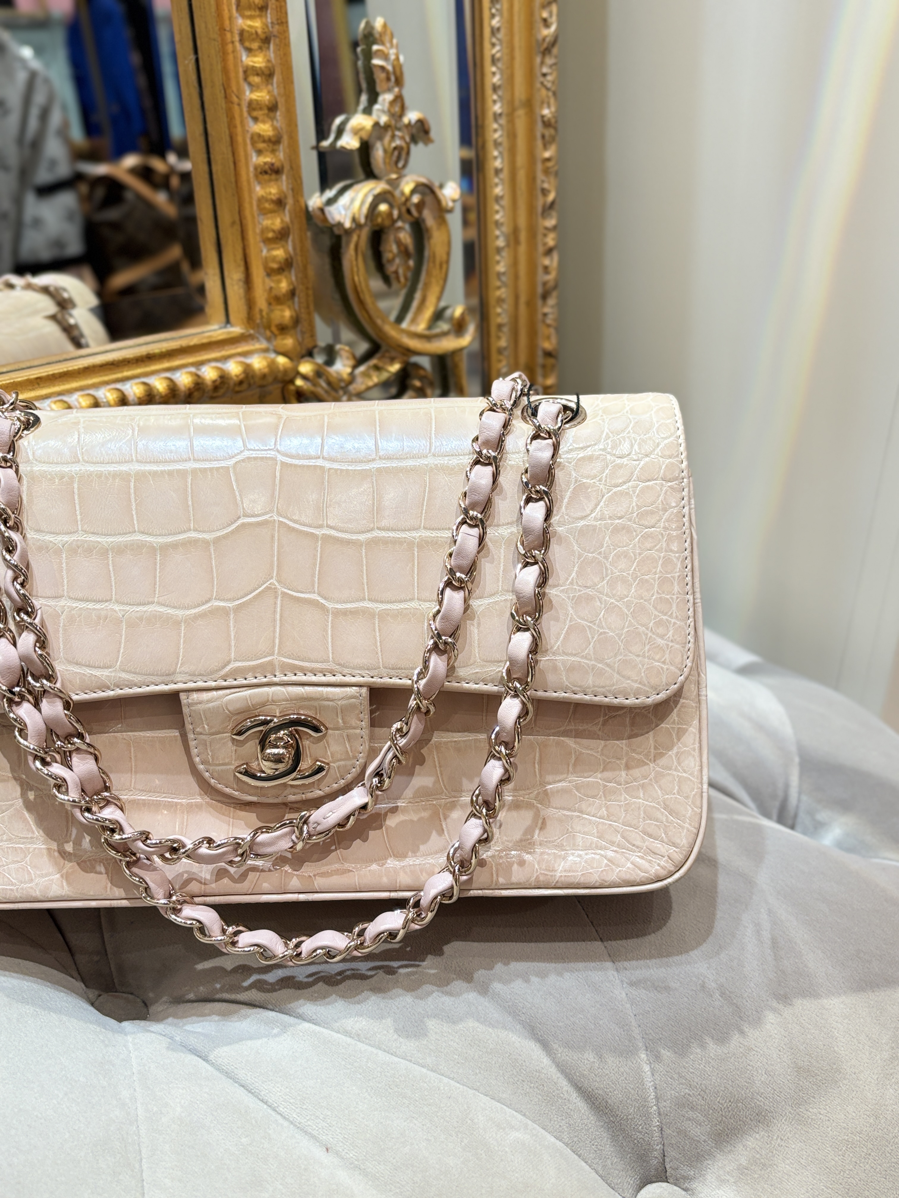 Chanel粉鱷魚皮CF25