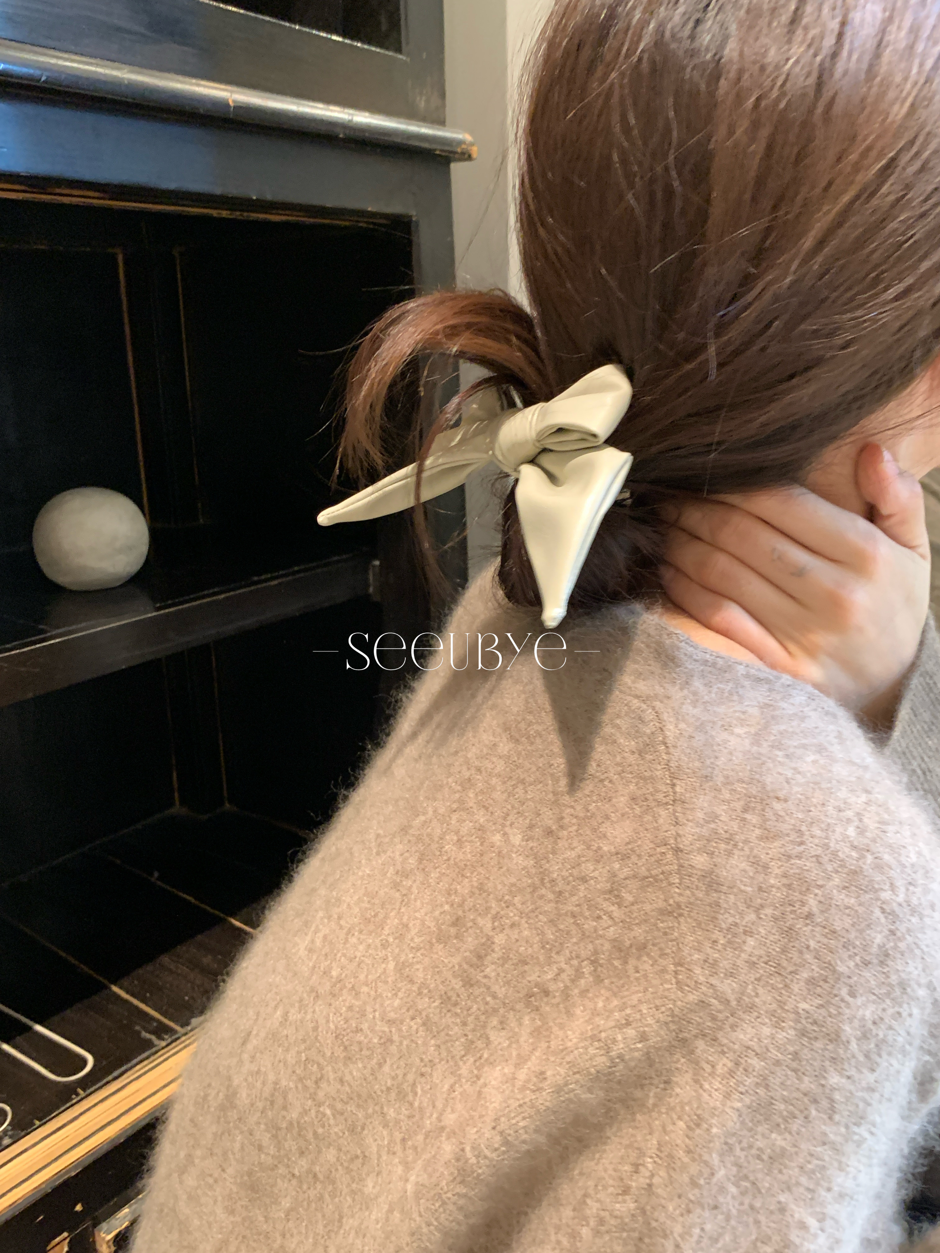 顯臉小蝴蝶髮圈｜皮的