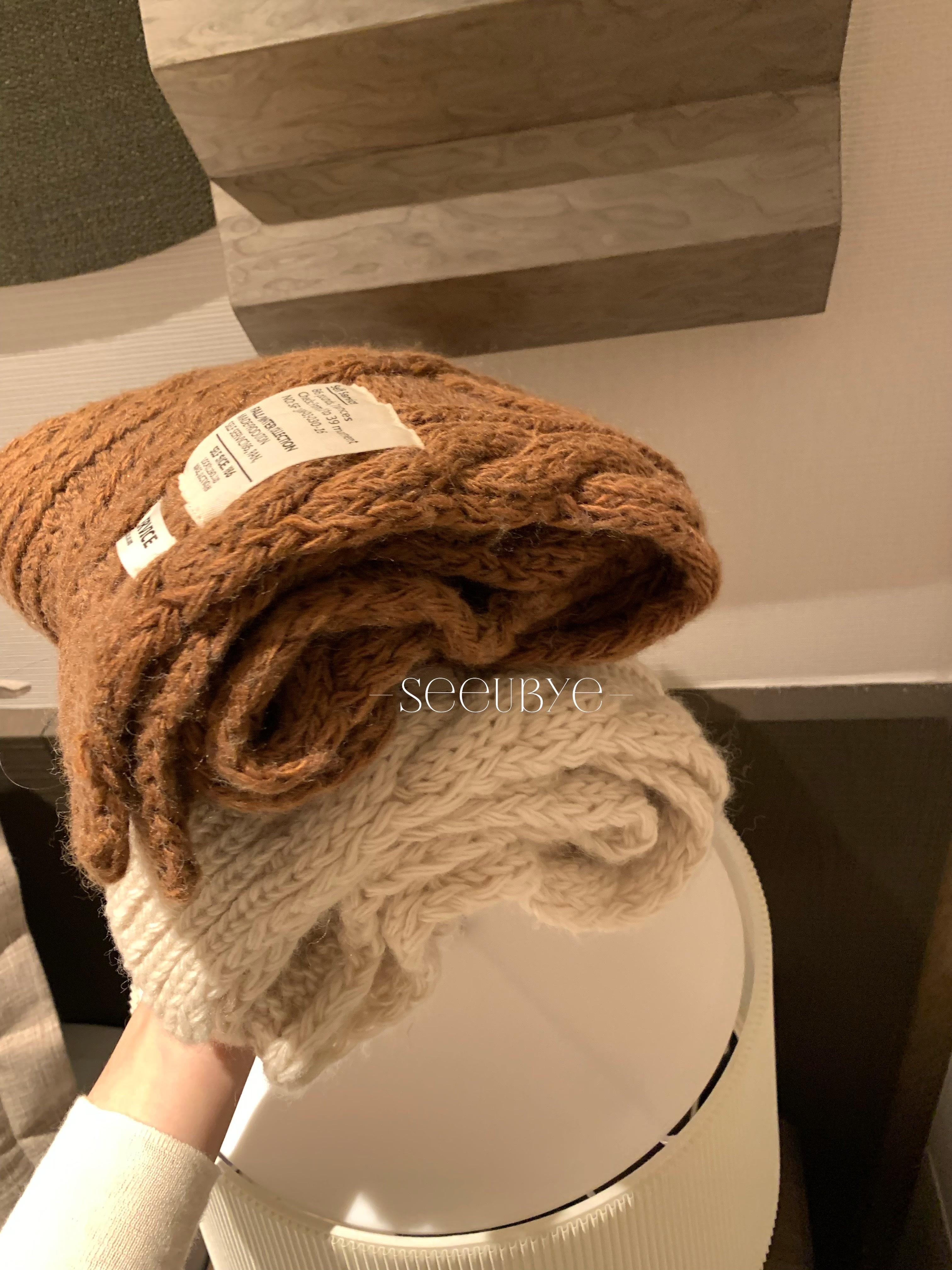 Knittibg 坑條圍巾