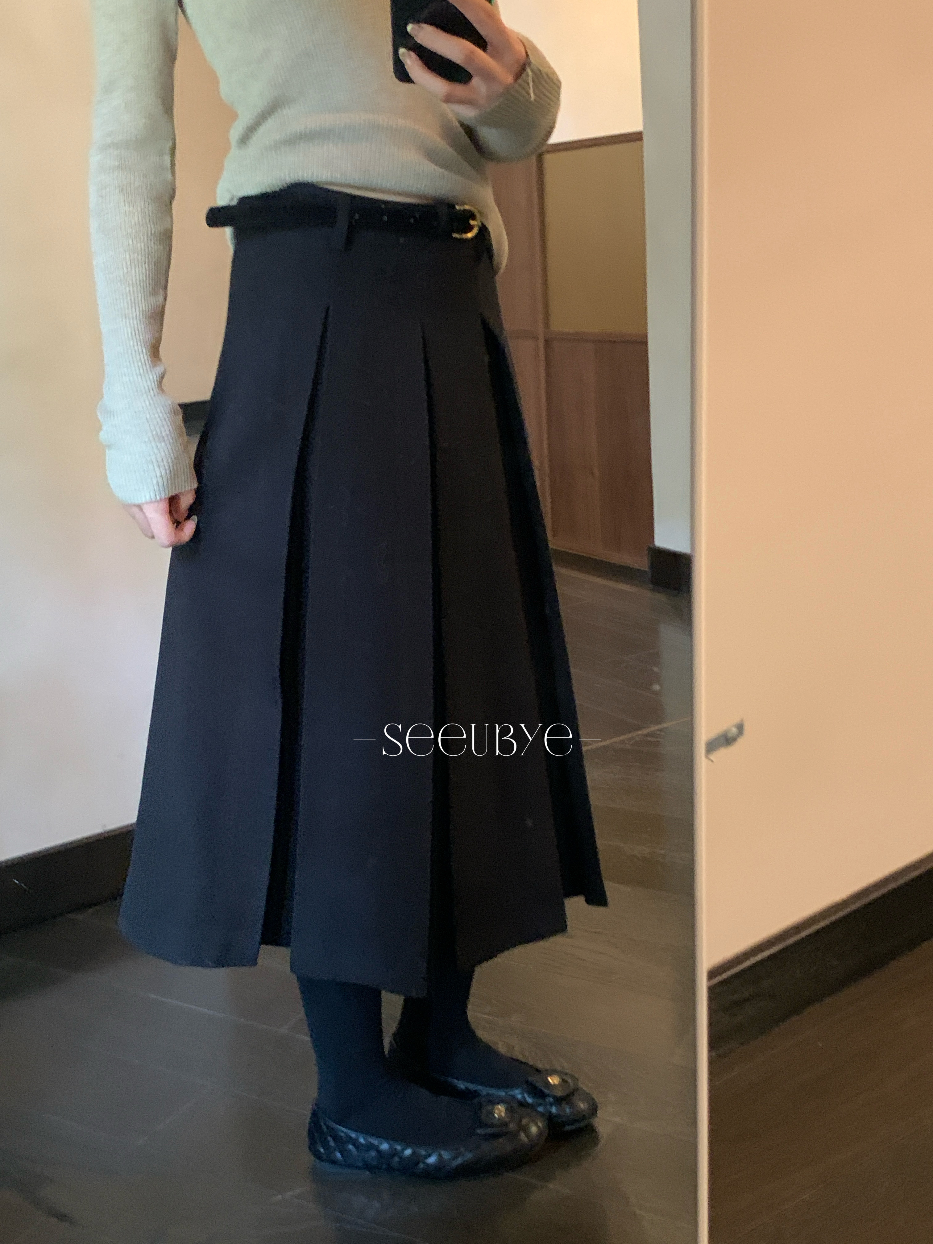 呢子百褶五分群（送腰帶）