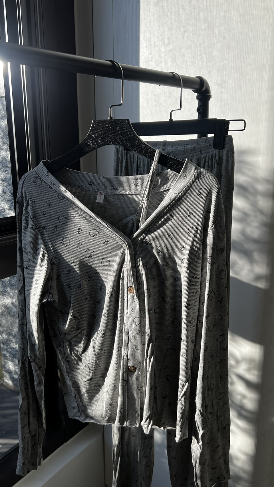 L128 晨灰輕柔睡衣