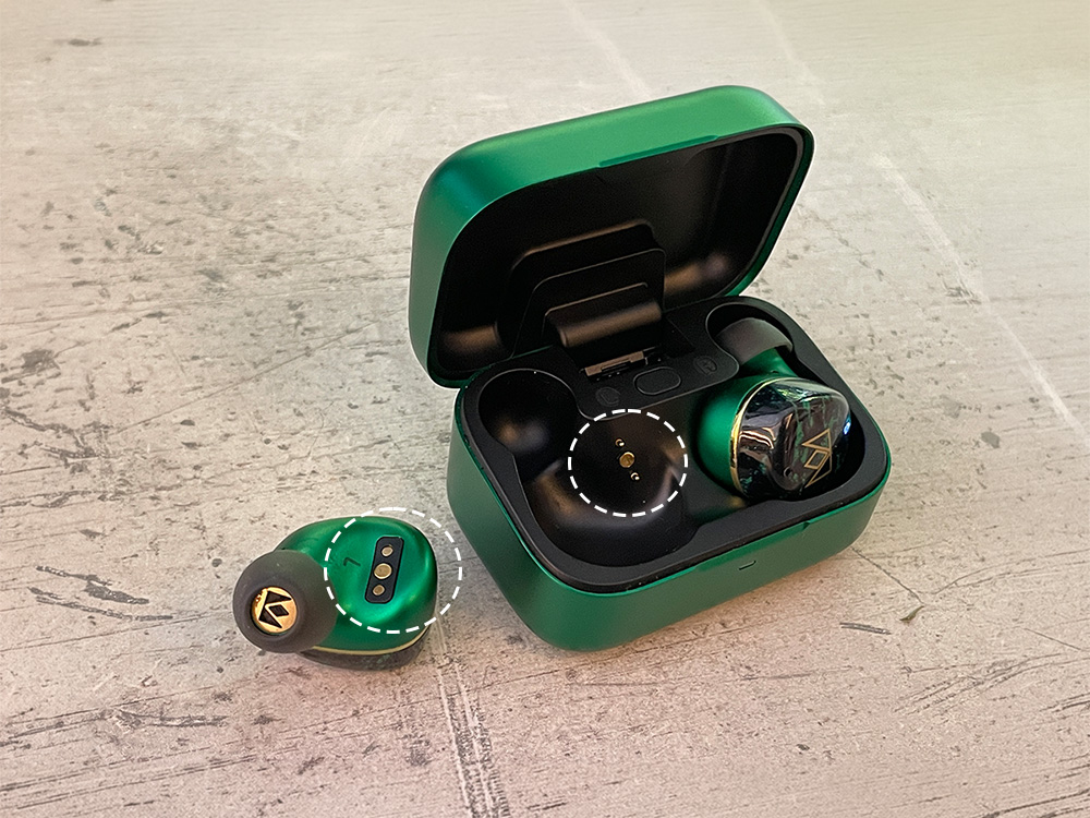 S__54951961_0.jpg 真無線耳機充電觸點清潔