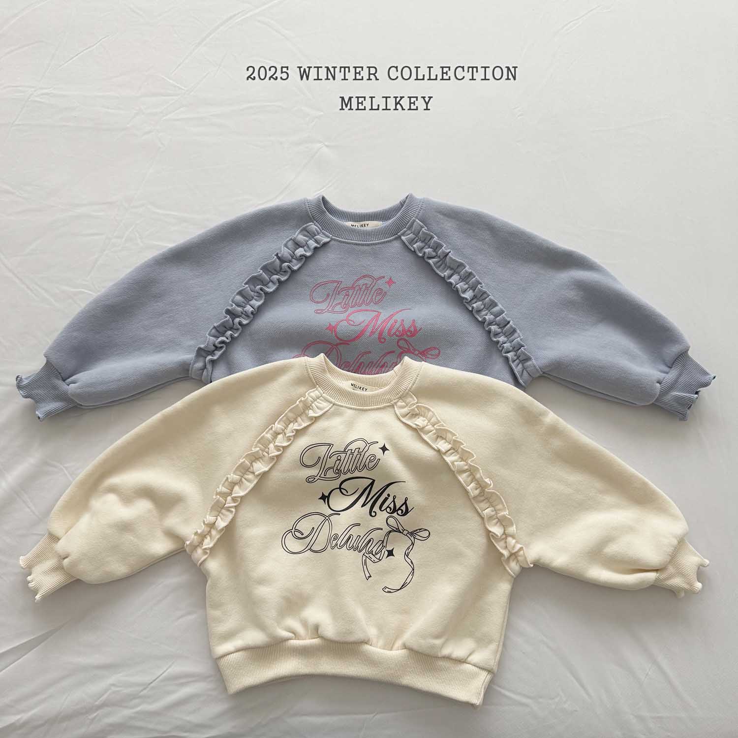 95613英文造型上衣(兩色)