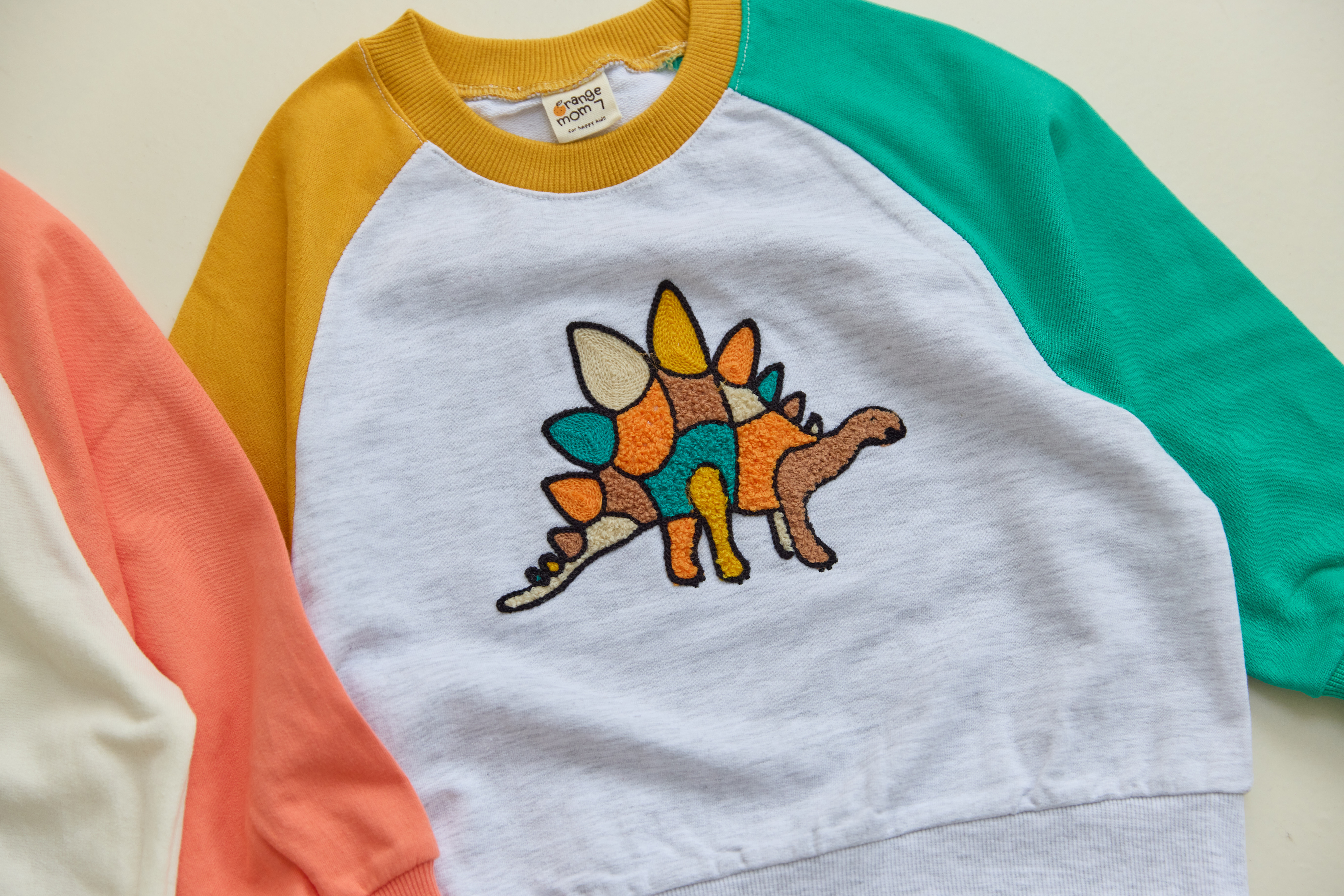 31632彩色恐龍上衣(兩色)