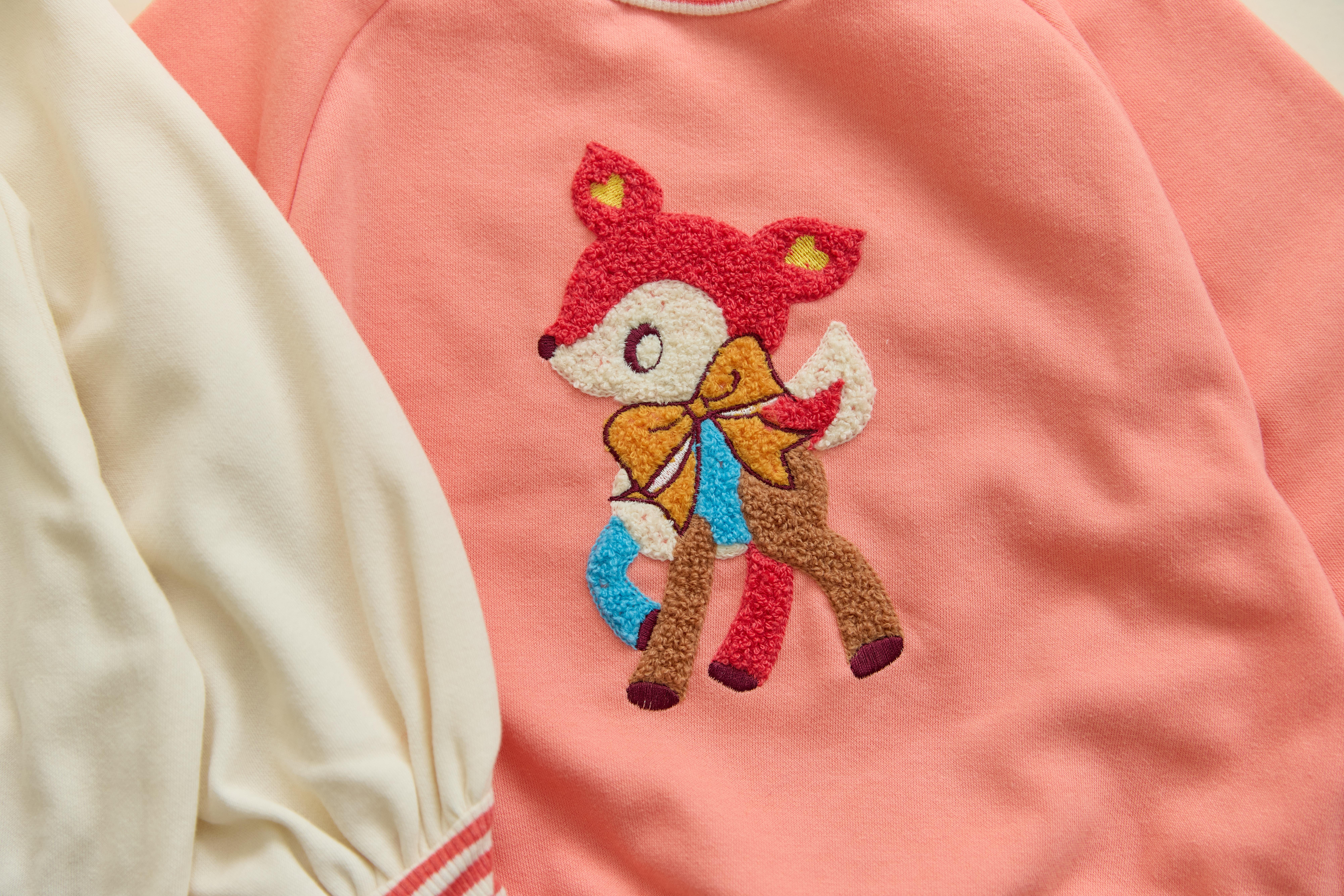 31605小鹿上衣(兩色)