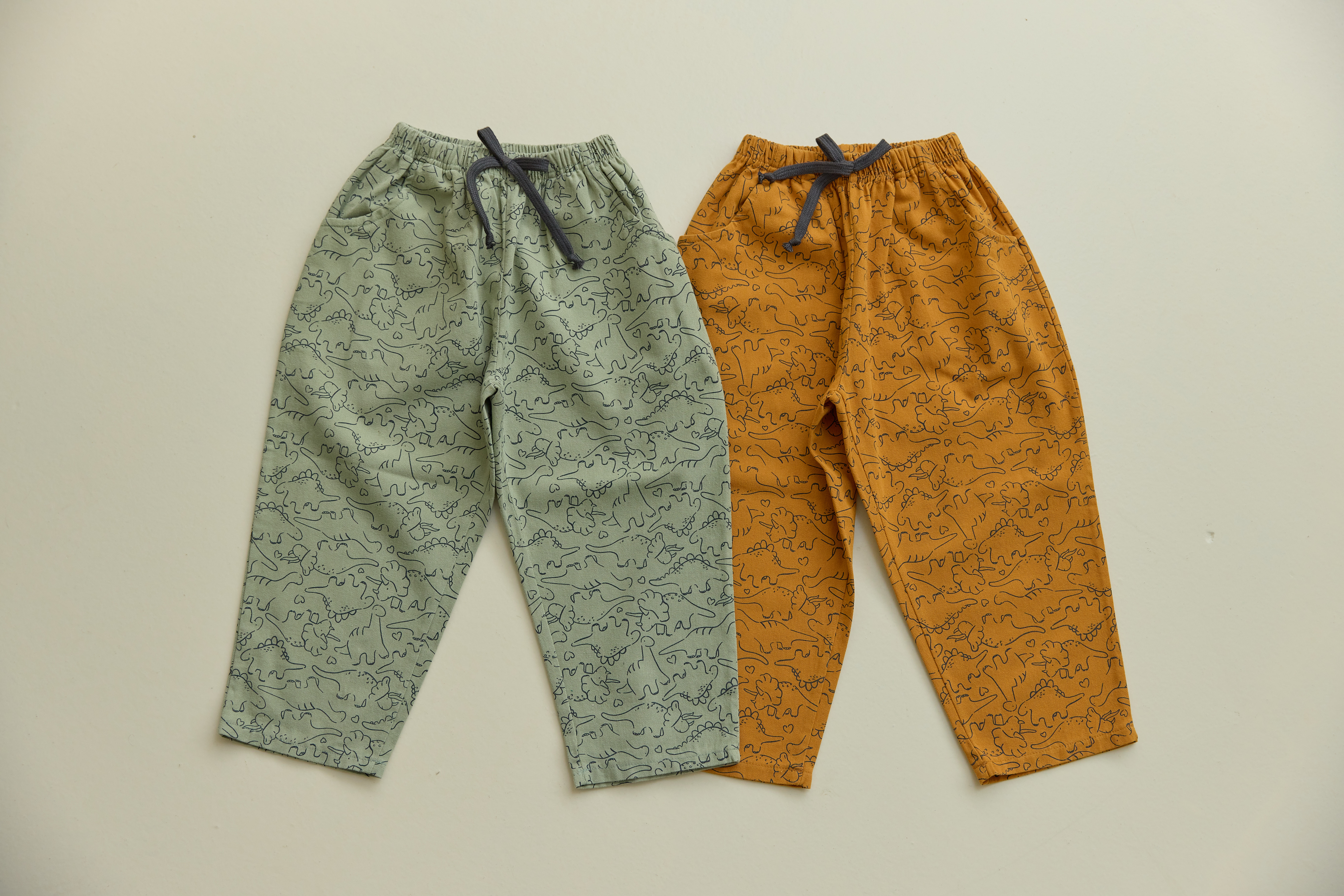 31628恐龍休閒褲(兩色)