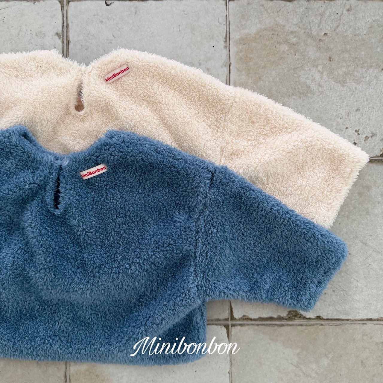 46809毛毛上衣(兩色)