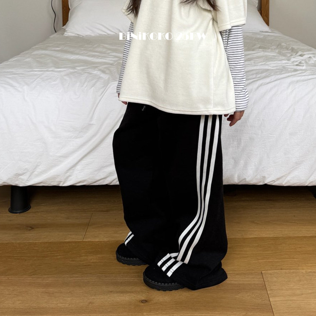 68961三條線休閒褲(兩色)