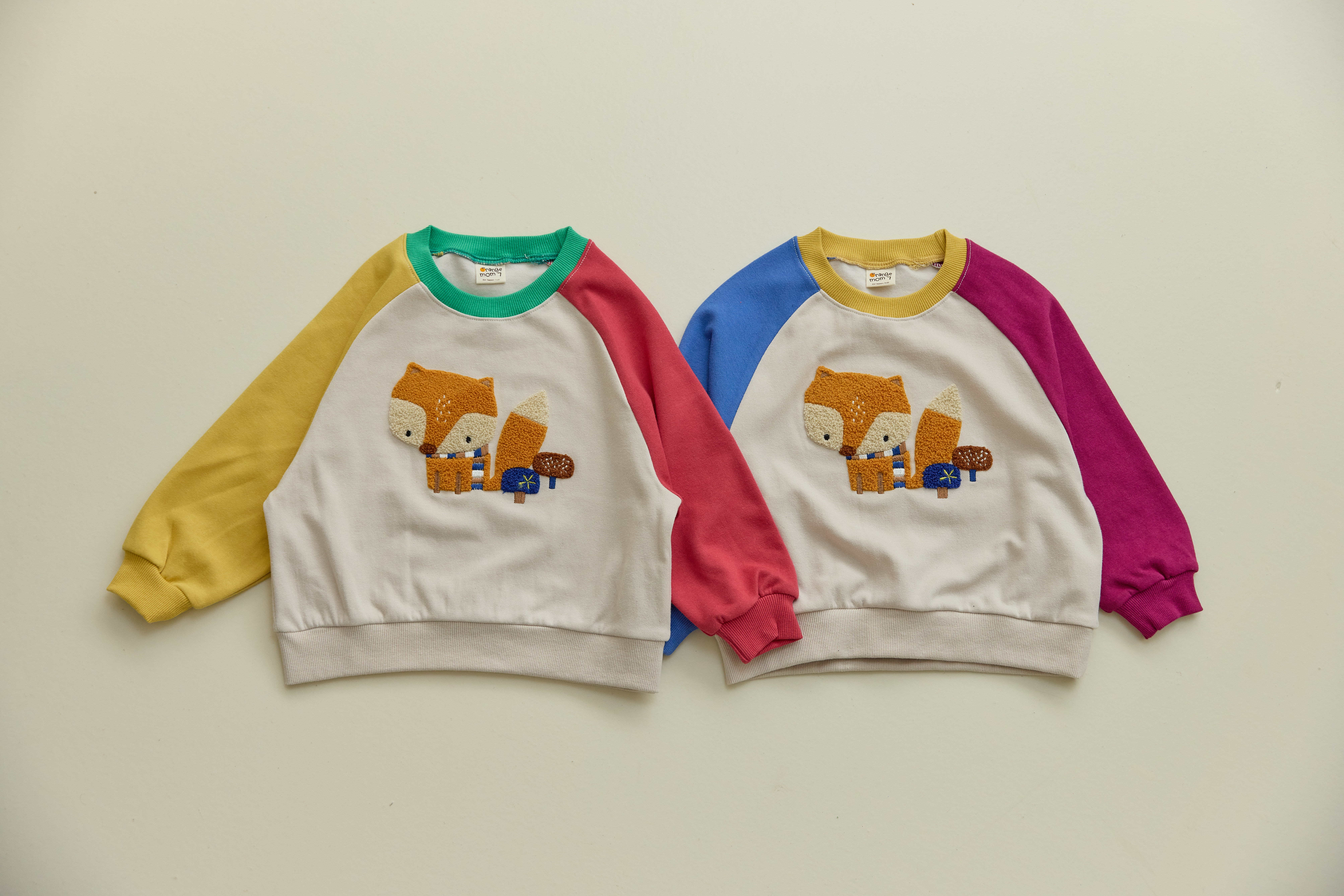 31629小狐狸上衣(兩色)