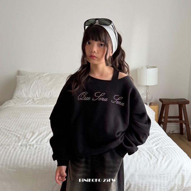 68931露肩英文上衣(兩色)