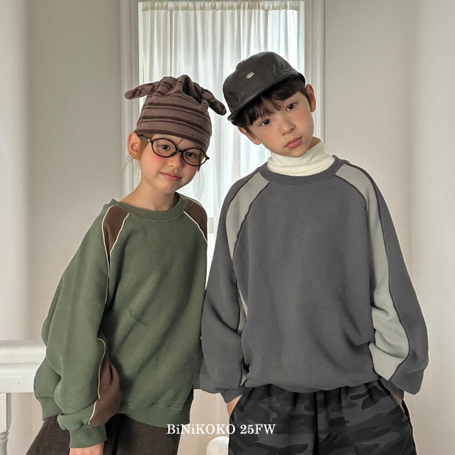 92502線條拚色上衣(兩色) 92502線條拚色上衣(兩色)