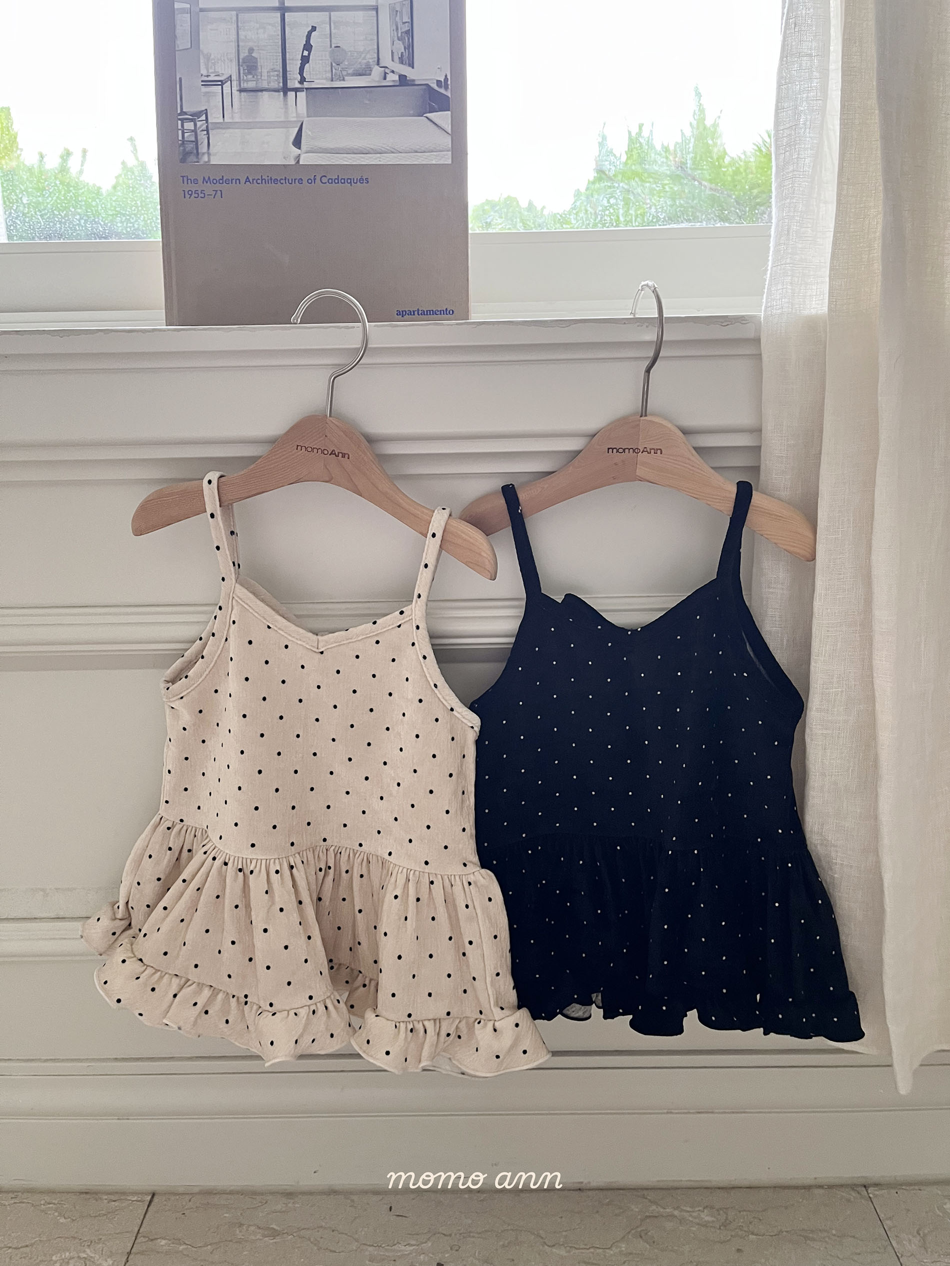 25415細肩點點背心(兩色)