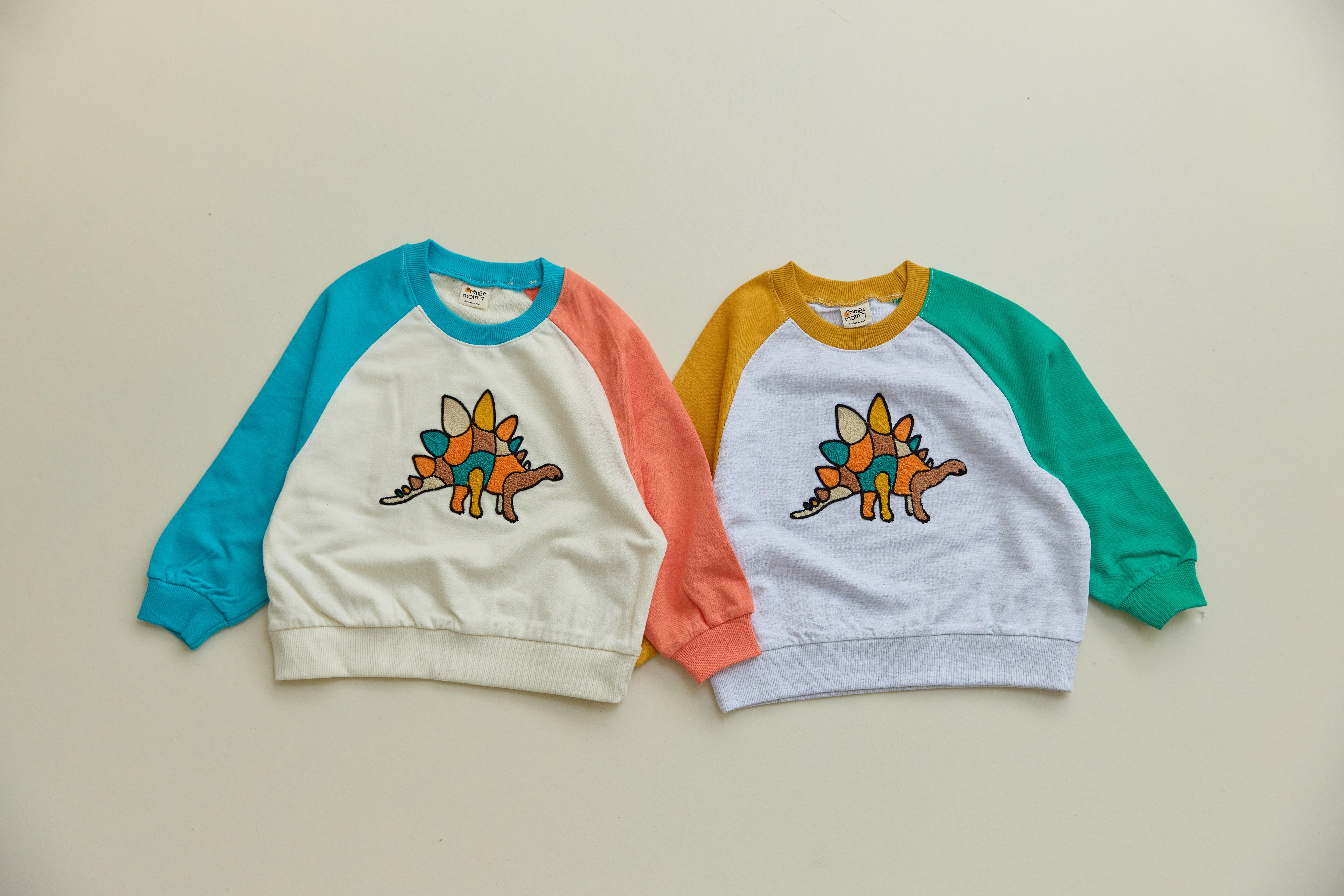 31632彩色恐龍上衣(兩色)