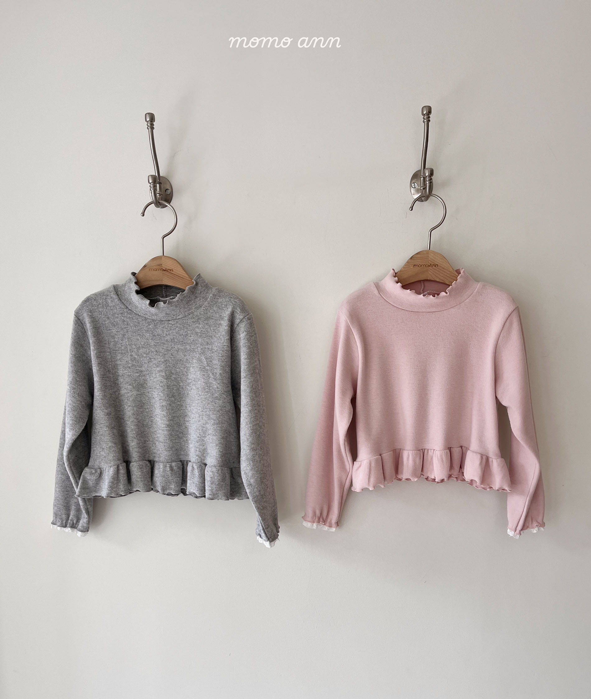 25414捲邊造型上衣(兩色) 25414捲邊造型上衣(兩色)