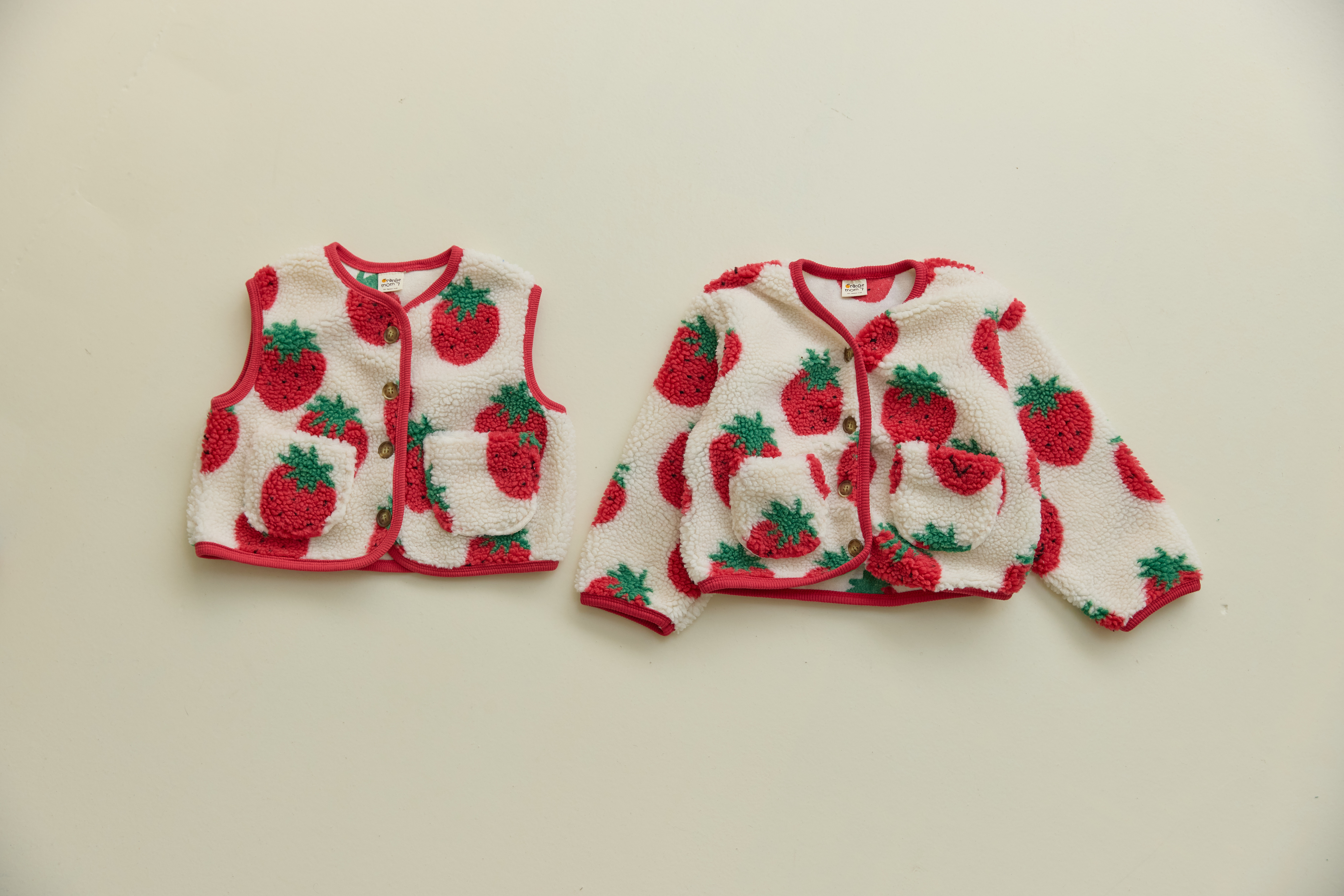 31610草莓外套(兩色)