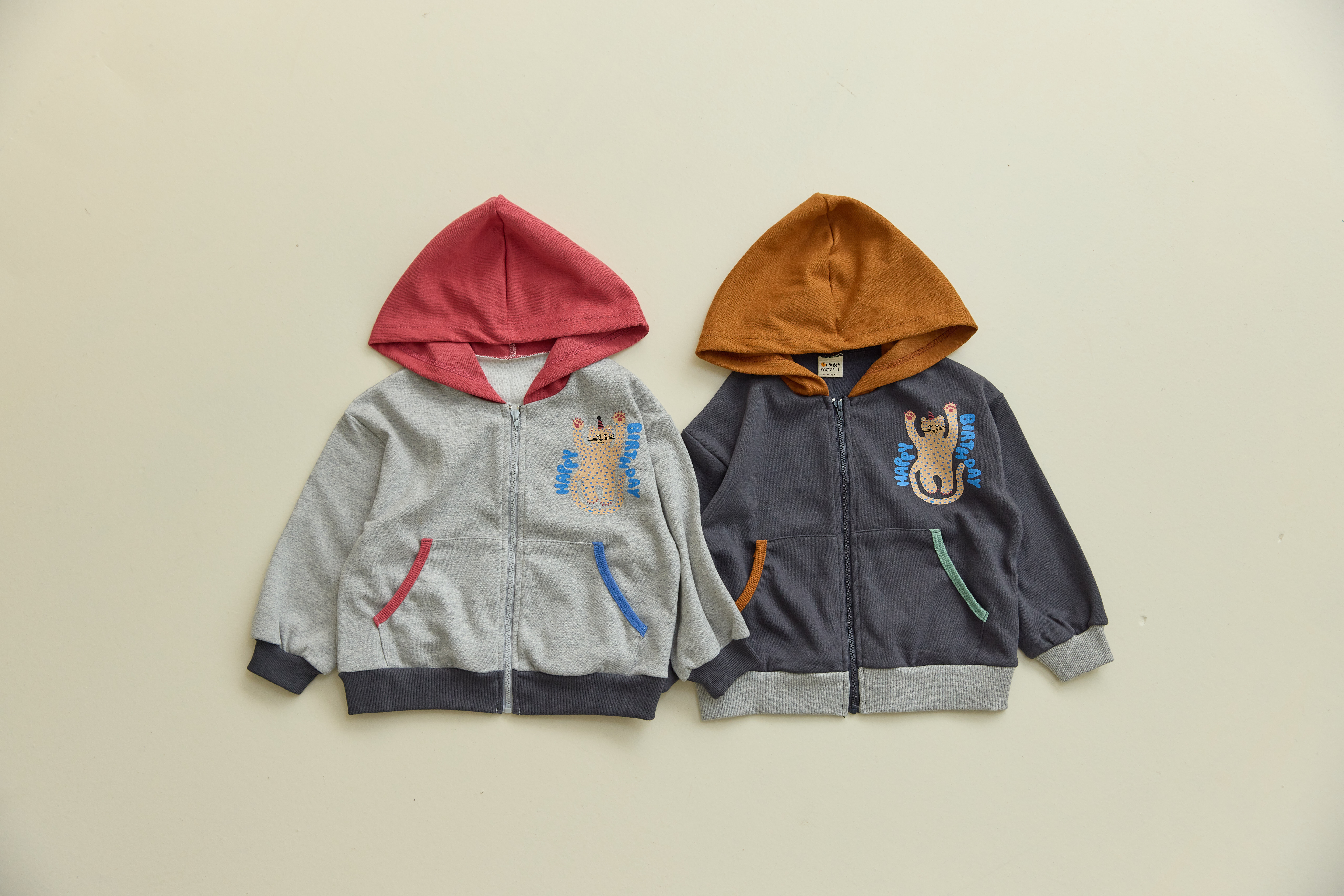 31653動物連帽外套(兩色) 31653動物連帽外套(兩色)