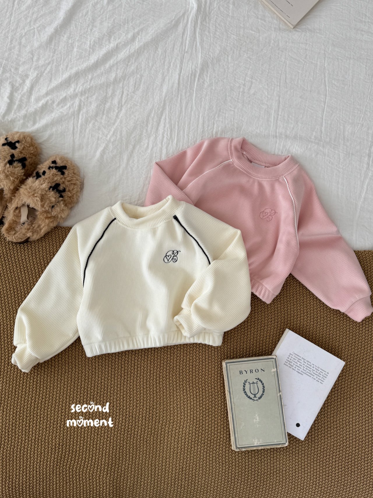 117704英文上衣(兩色)