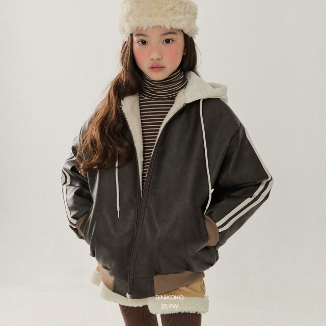 94335個性連帽外套(兩色) 94335個性連帽外套(兩色)