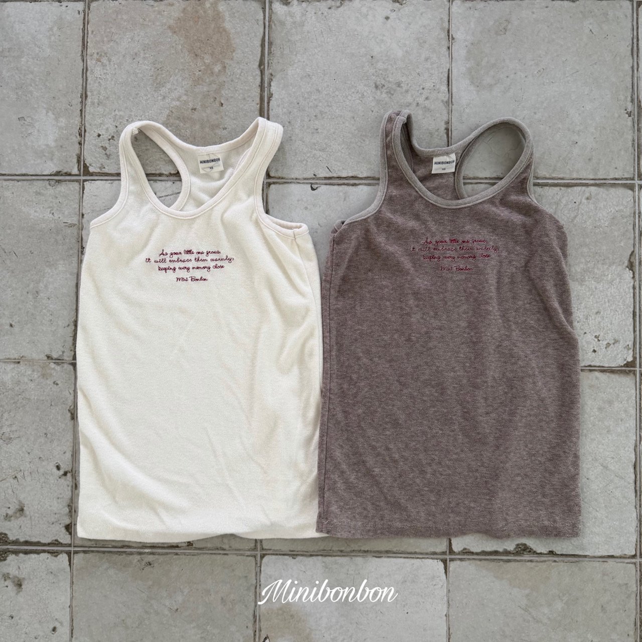 46823英文長背心(兩色)