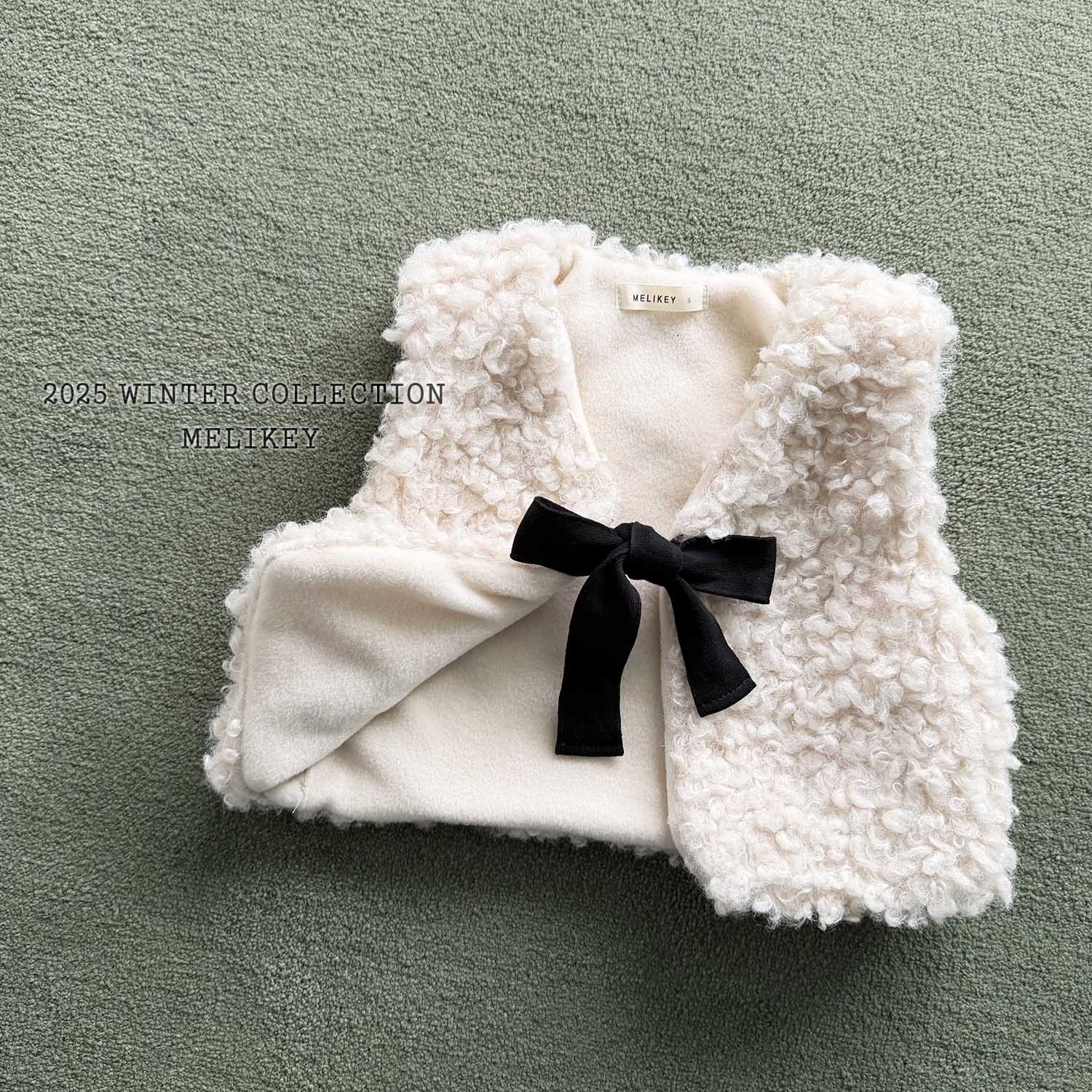 95635綁帶毛背心