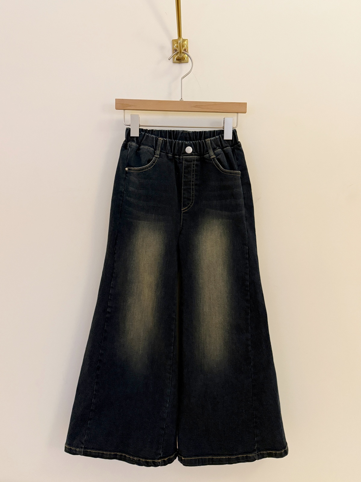 37811刷色牛仔寬褲