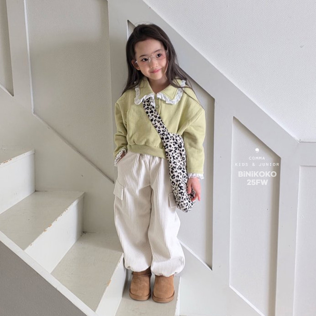 50612花邊翻領上衣(兩色) 50612花邊翻領上衣(兩色)