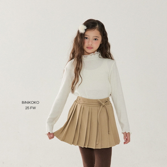 94317捲邊上衣(兩色) 94317捲邊上衣(兩色)