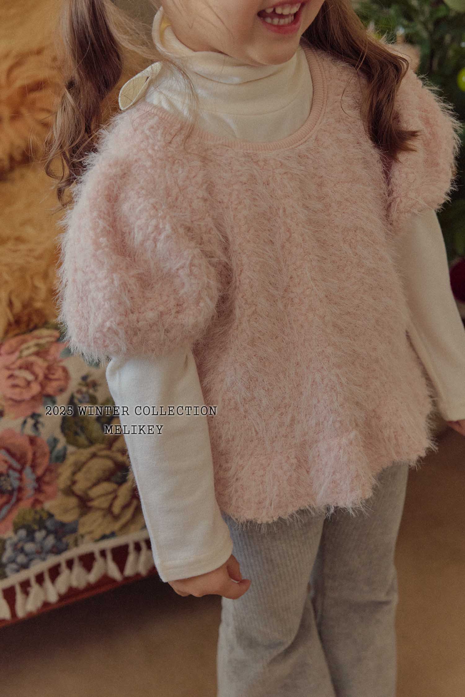 95650毛毛上衣(兩色) 95650毛毛上衣(兩色)