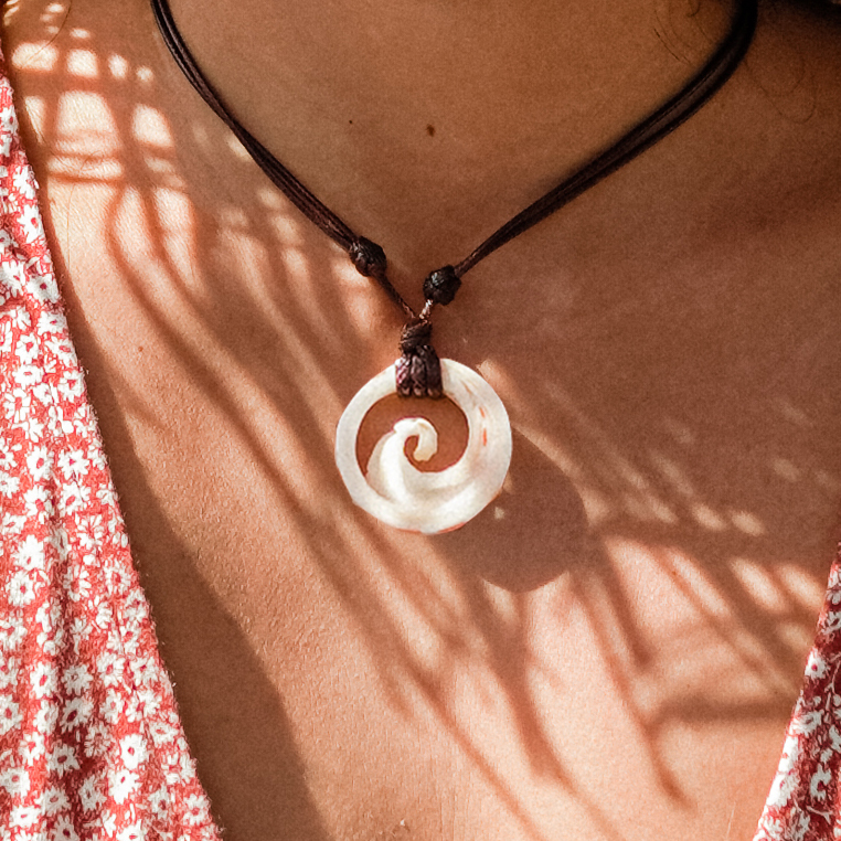 Oya Ocean 海浪貝殼項鍊
