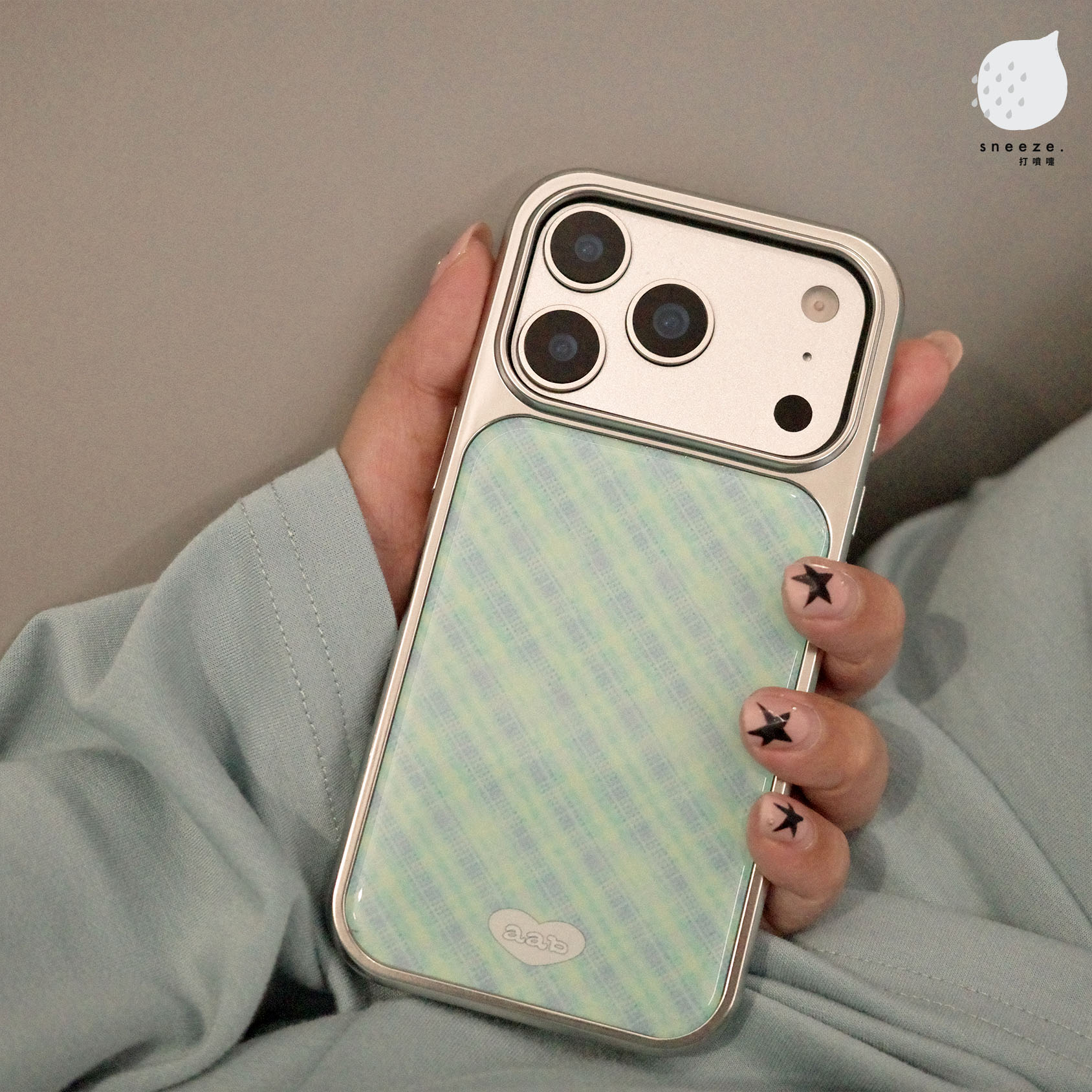 沁涼清新格紋殼