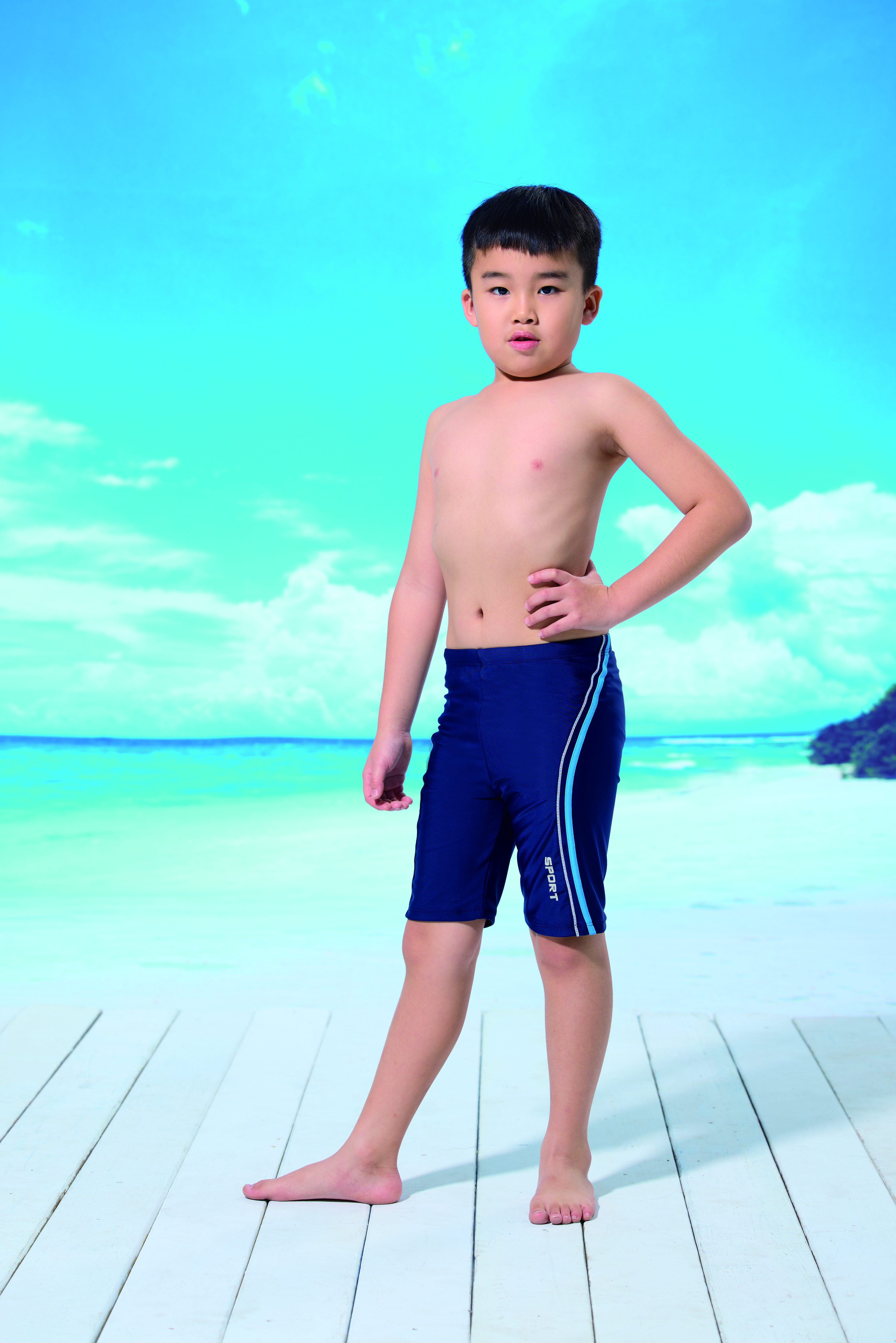 Young Joe 揚捷泳裝 小男丈青色七分泳褲1