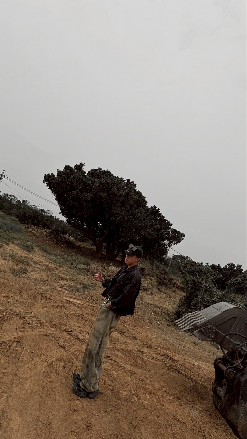 廢土淤泥風油污寬版牛仔褲9