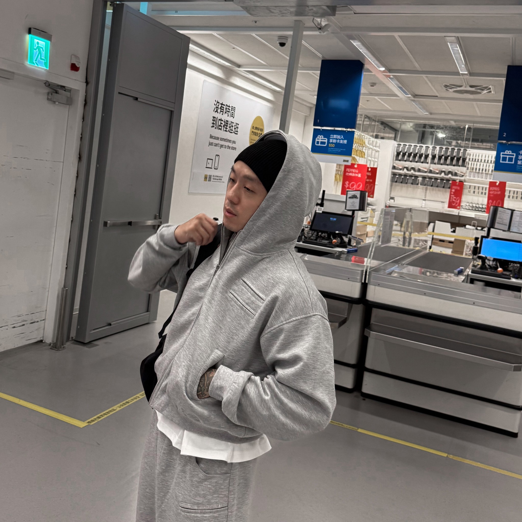 鎧系列抗皺立挺短寬連帽外套2