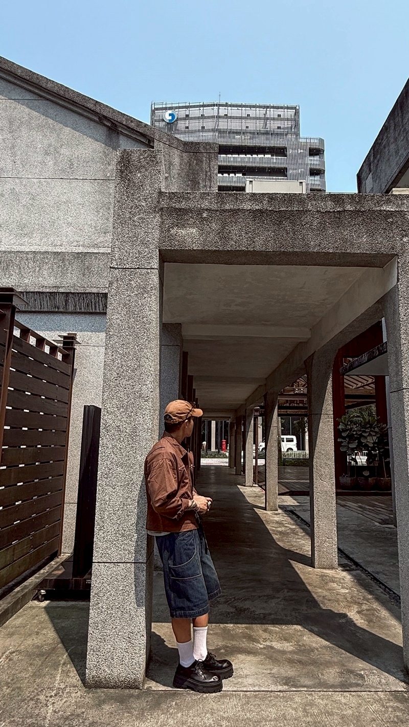 金屬消防釦飾短版夾克5