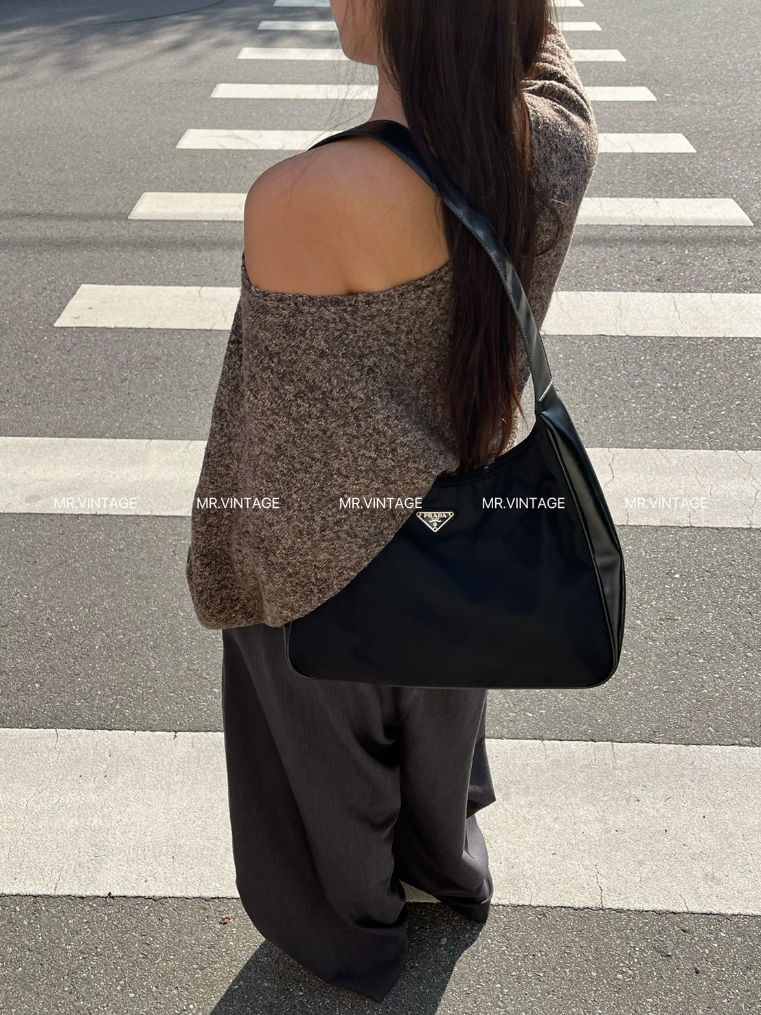 Prada hobo1