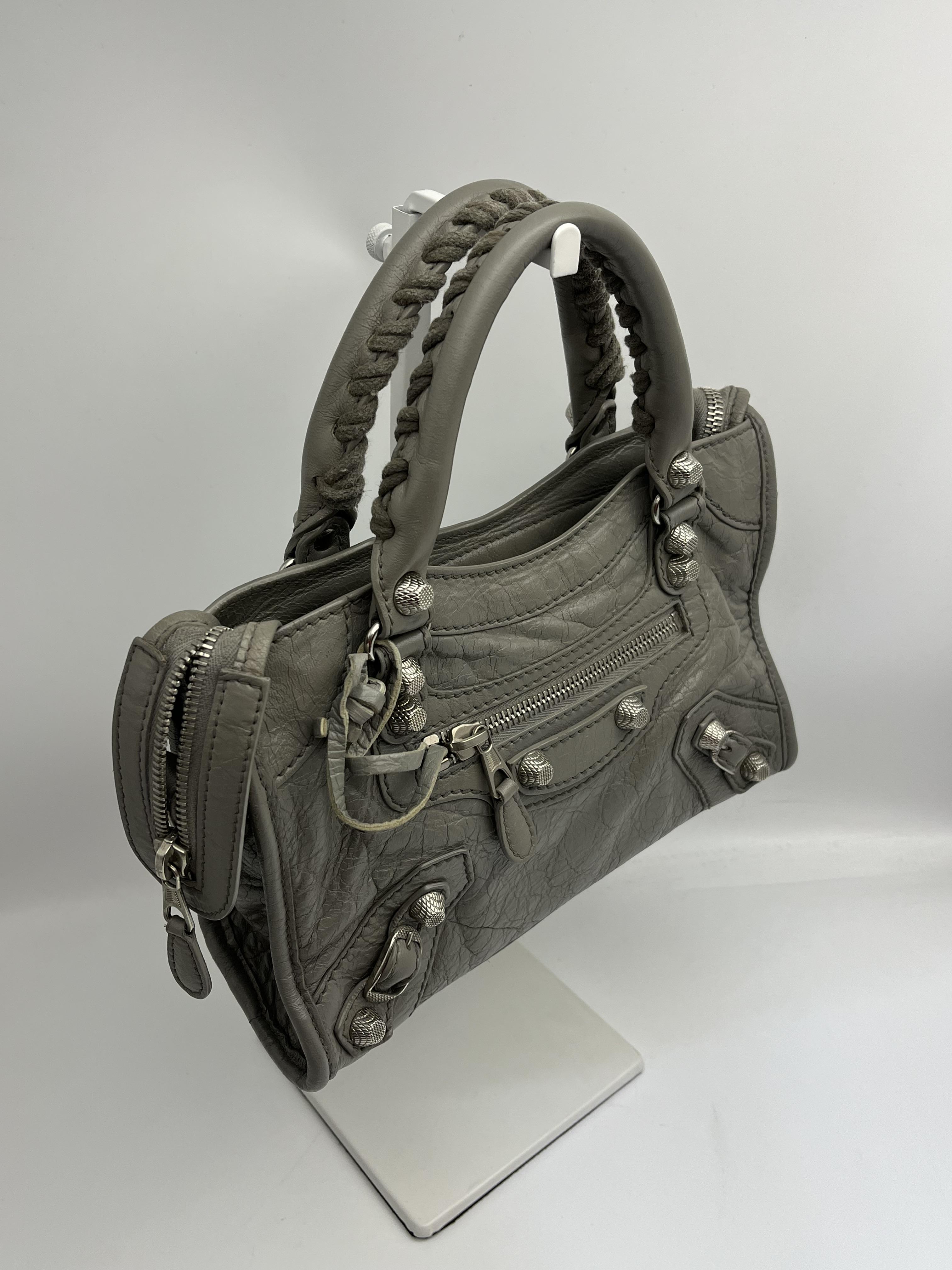 Balenciaga 迷你機車包(灰銀)7