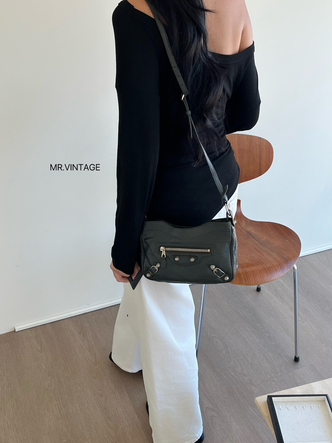Balenciaga 迷你機車包2