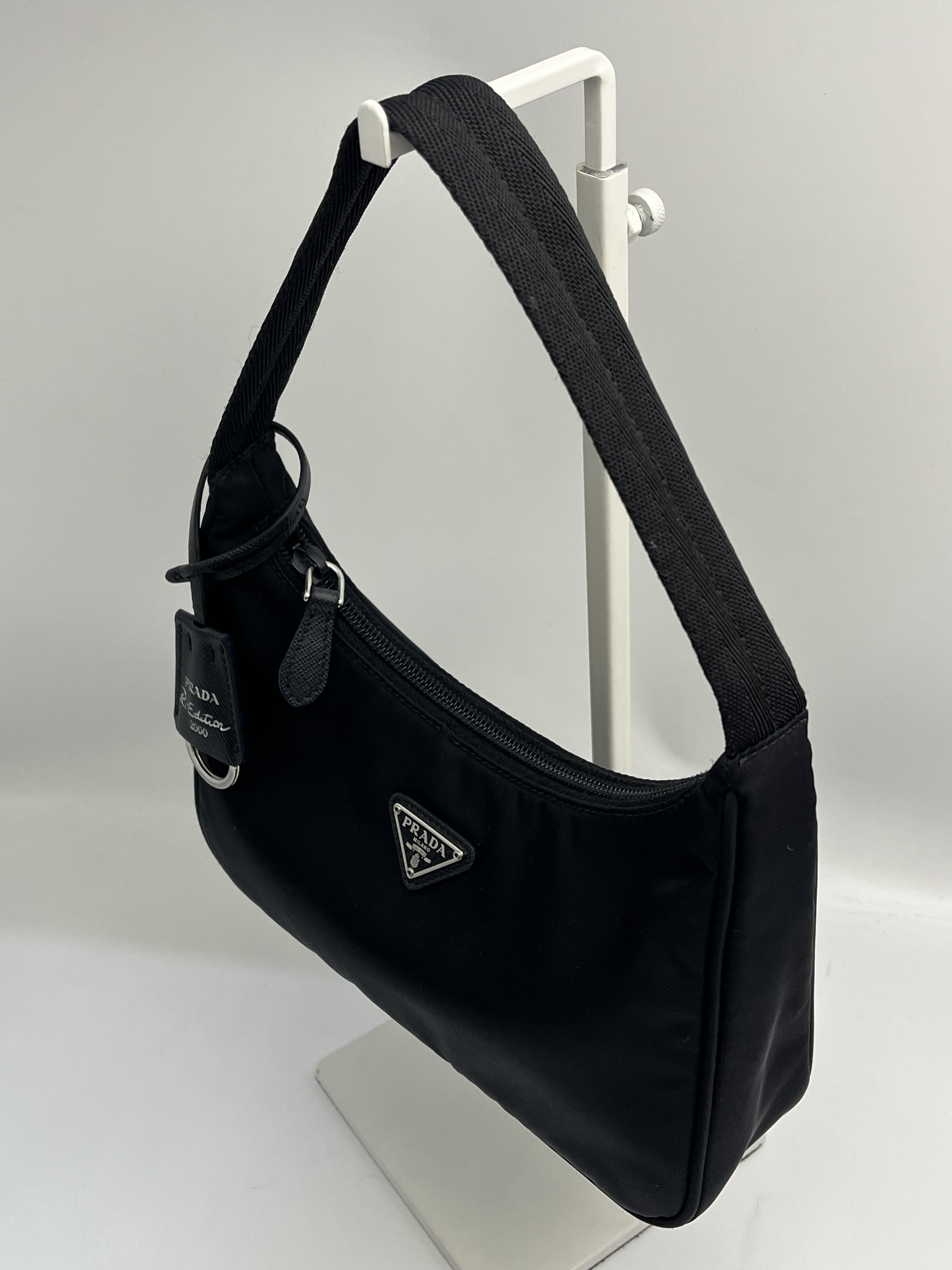 Prada hobo 20005