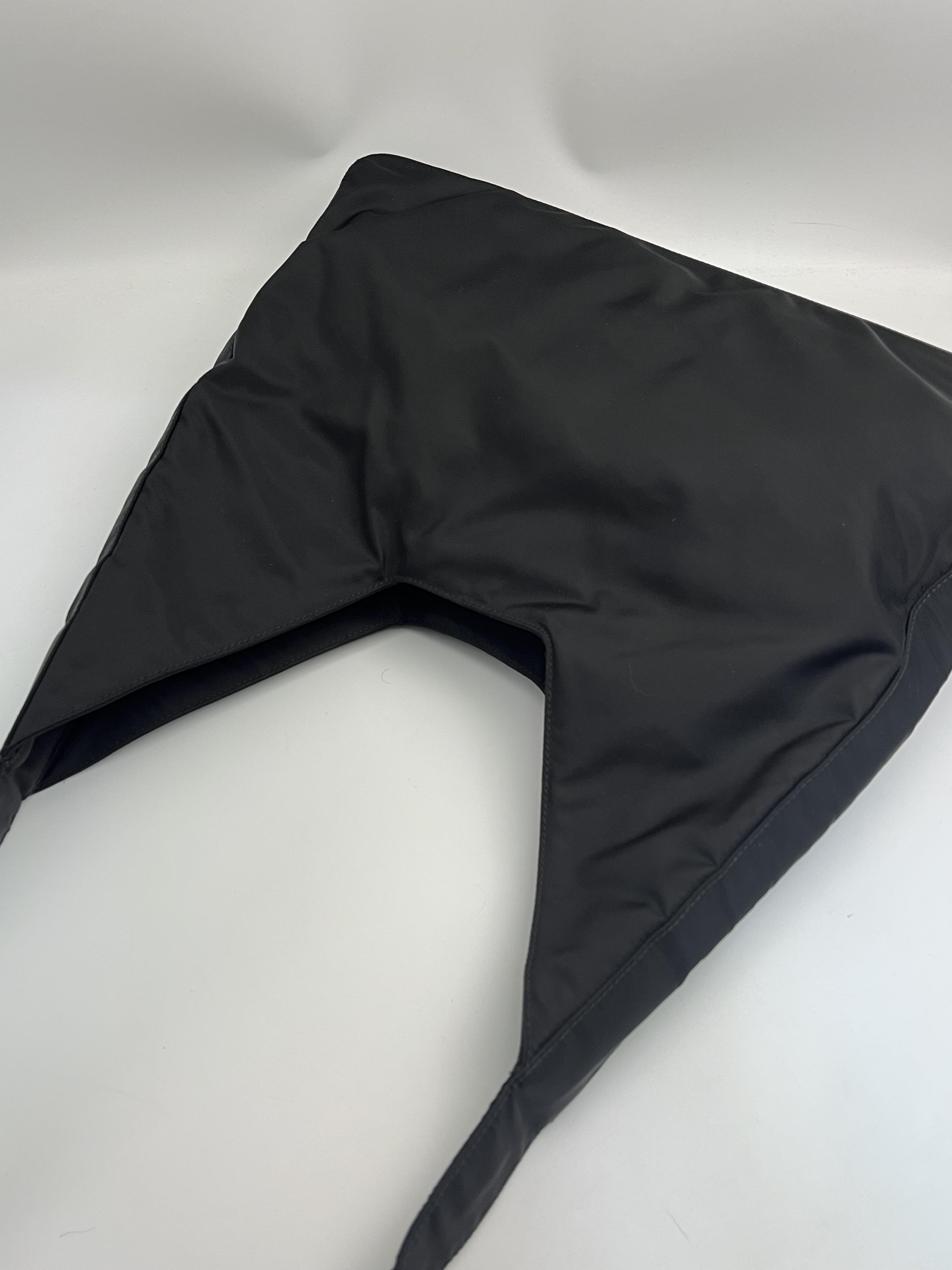 Prada尼龍單肩包6