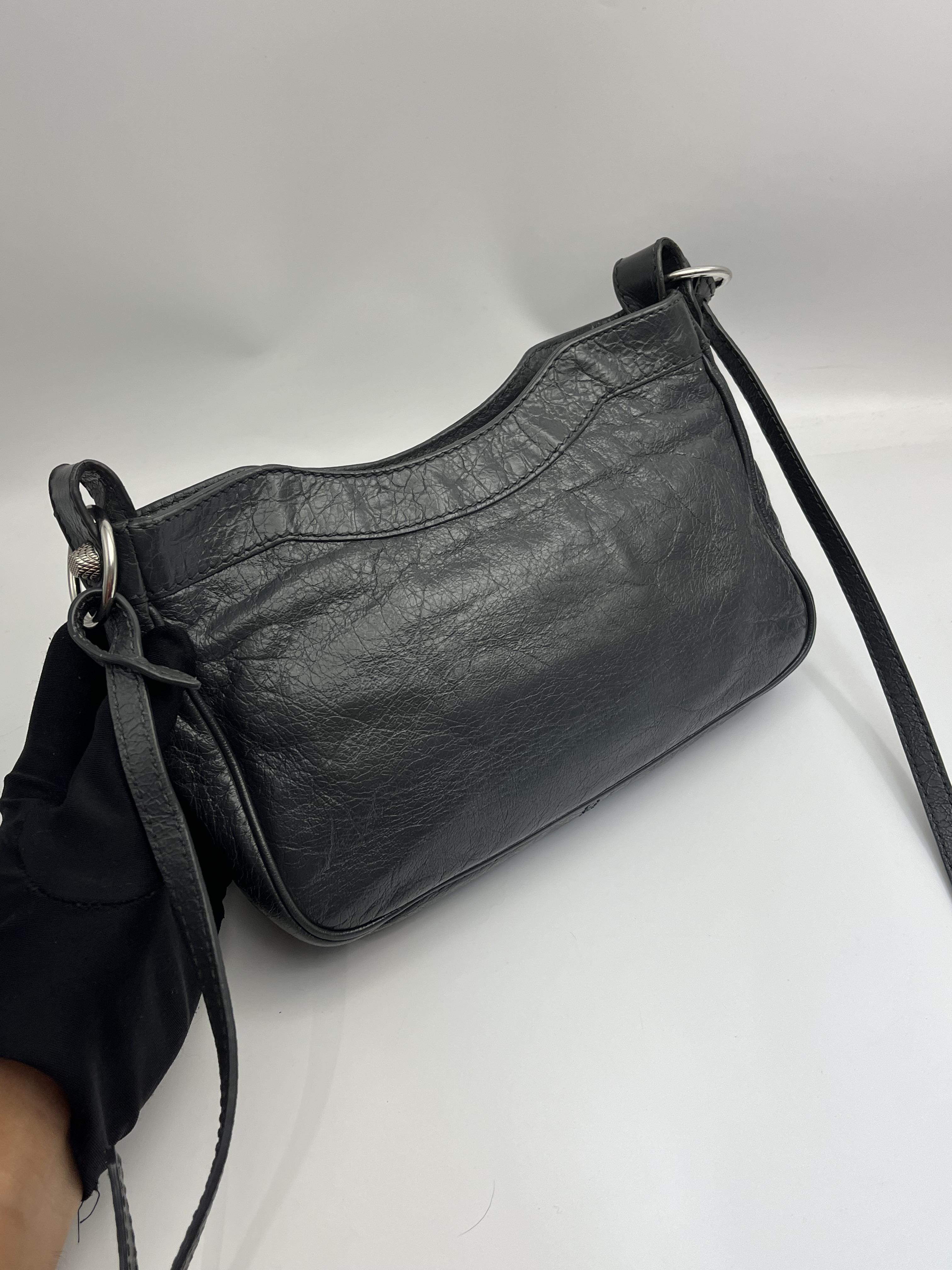 Balenciaga 迷你機車包4