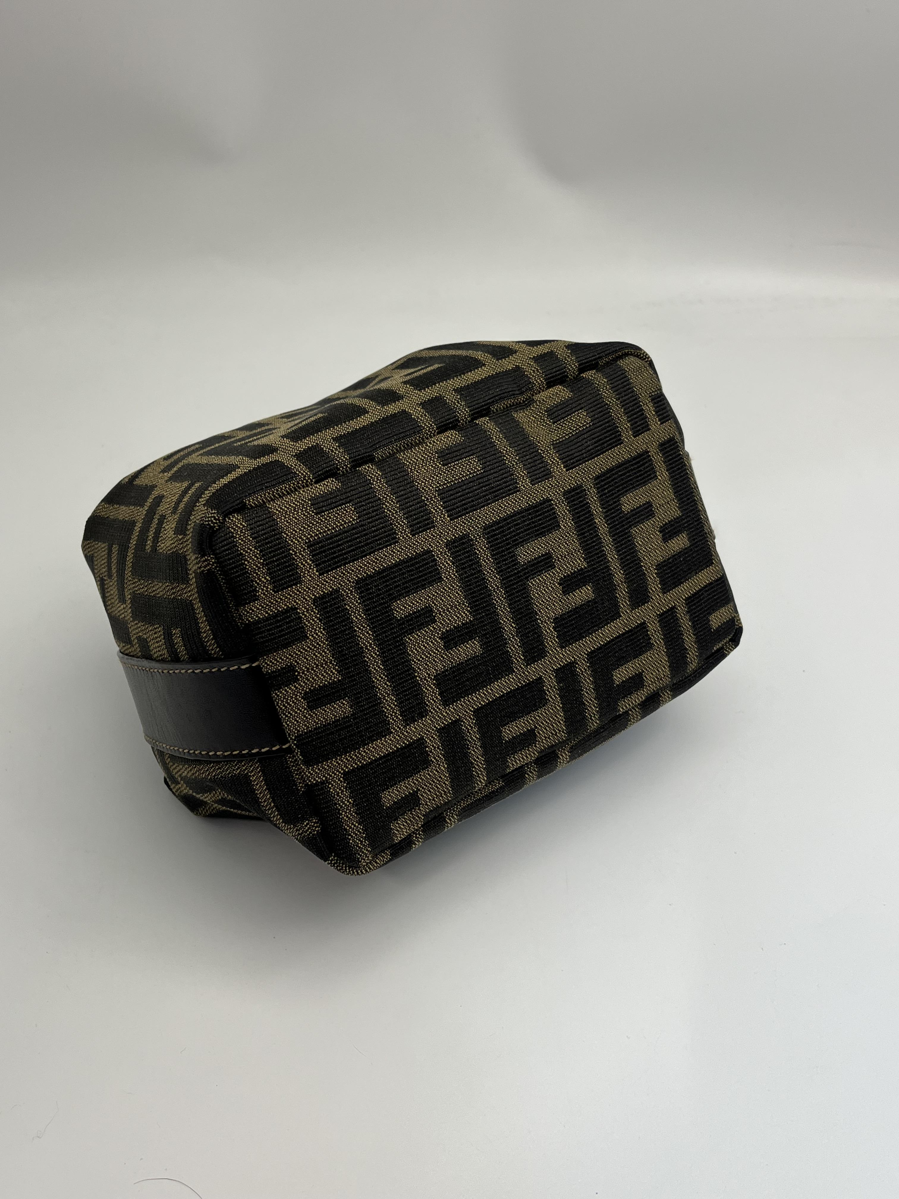Fendi mini飯盒包5