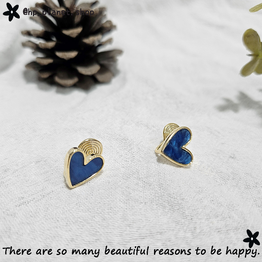 無耳洞福音!金邊克萊因藍愛心耳夾 (H闆自留)