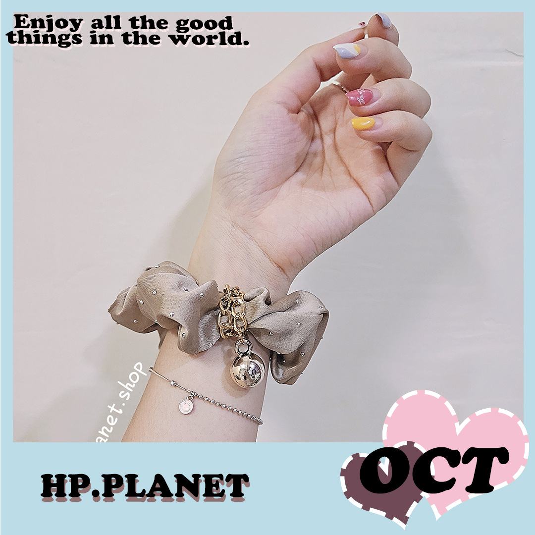 正韓 金色鍊條吊墜緞面大腸圈 正韓 金色鍊條吊墜緞面大腸圈