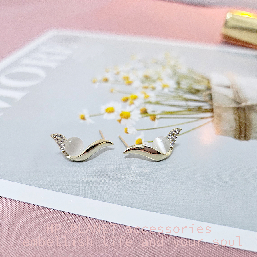 韓國 金色波浪小鑽貓眼石925銀針