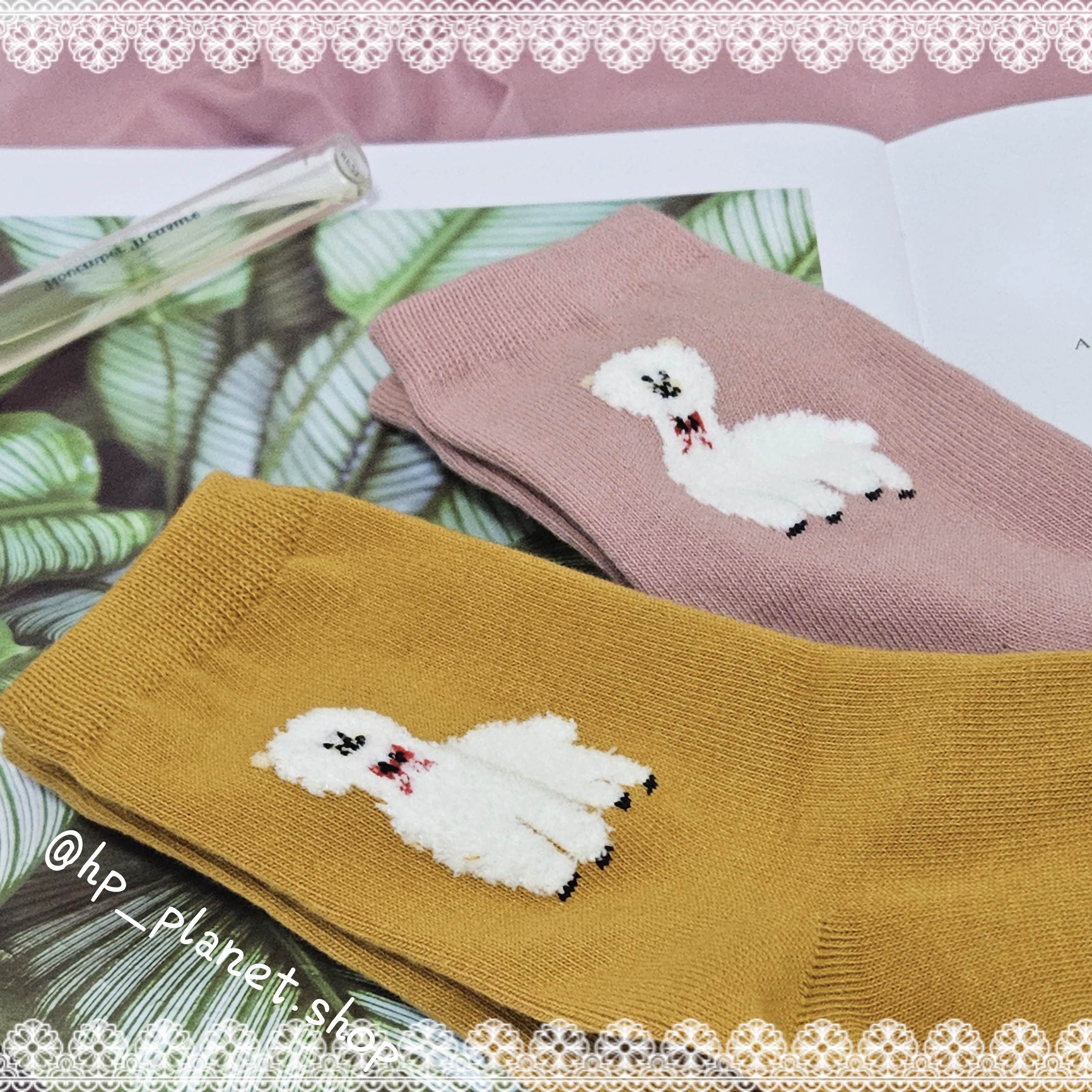 正韓 可愛爆棚毛毛羊駝中筒襪