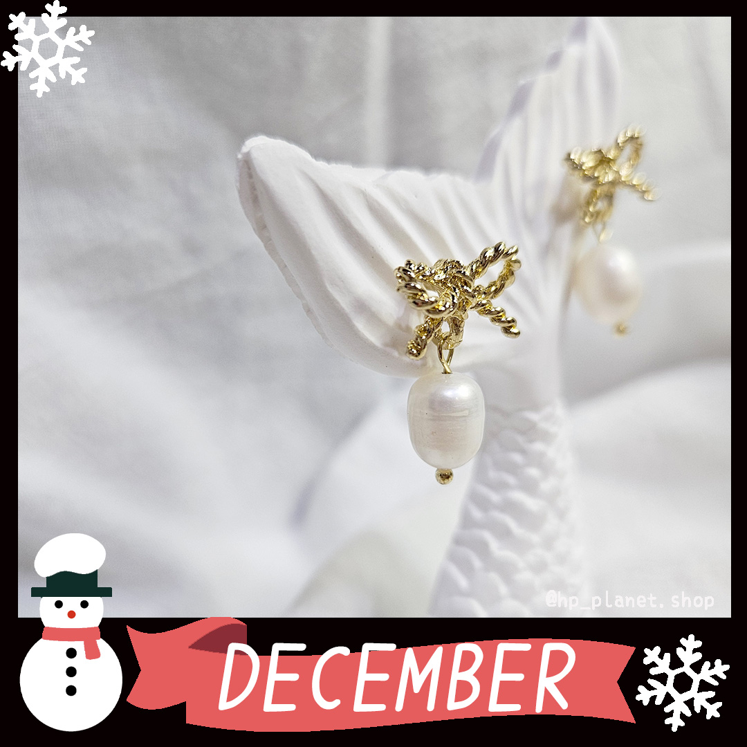 簡約扭轉蝴蝶結珍珠925銀針耳環 簡約扭轉蝴蝶結珍珠925銀針耳環