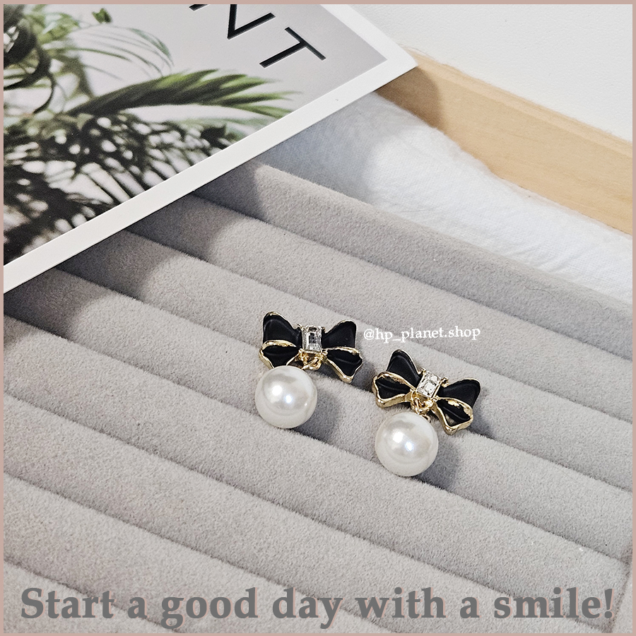 名媛淑女感鑲邊黑色蝴蝶結大珍珠925銀針