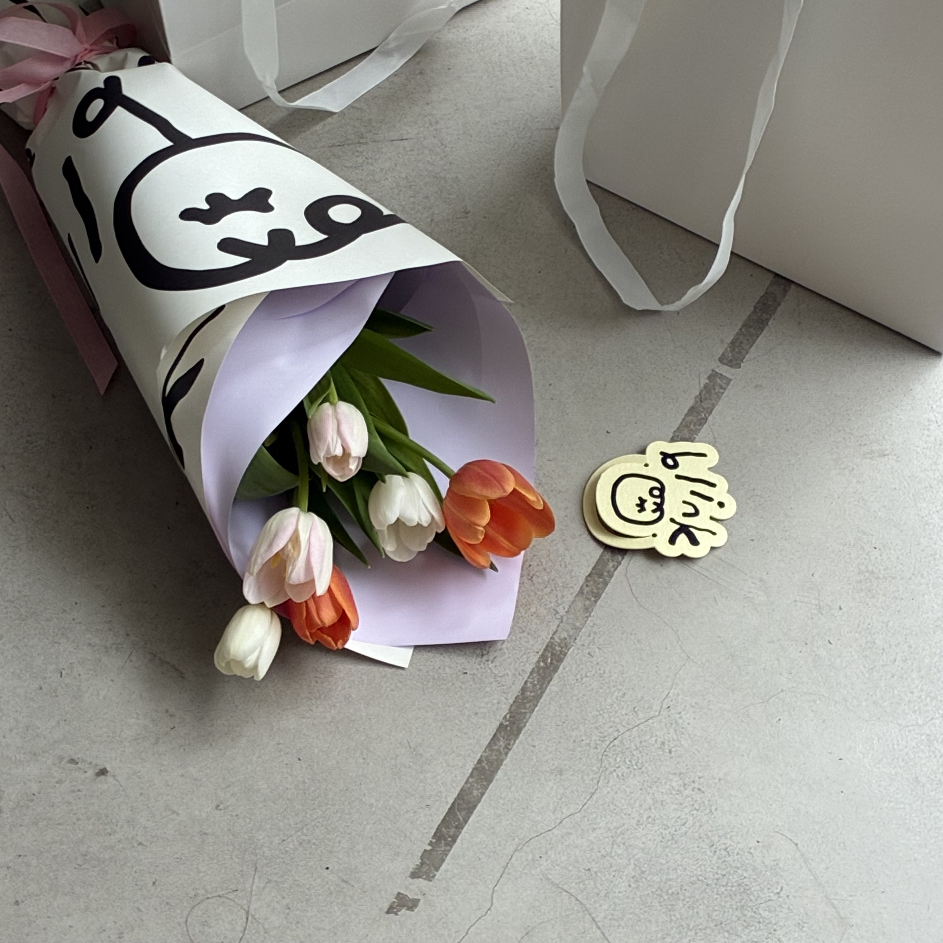 Colorful Tulips Bouquet (White)